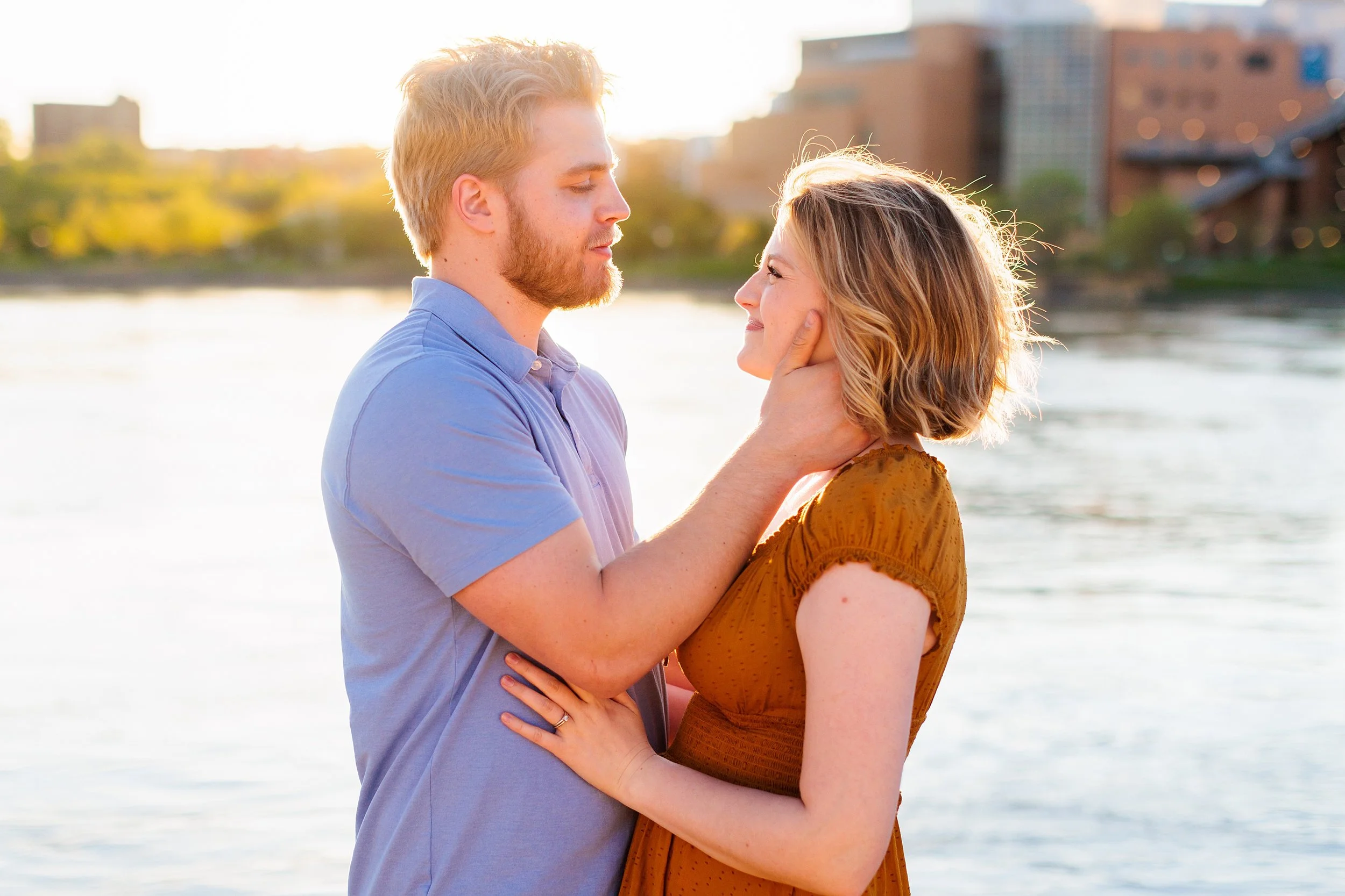 StPaulLowertownEngagementSession_StudioKH_10.jpg