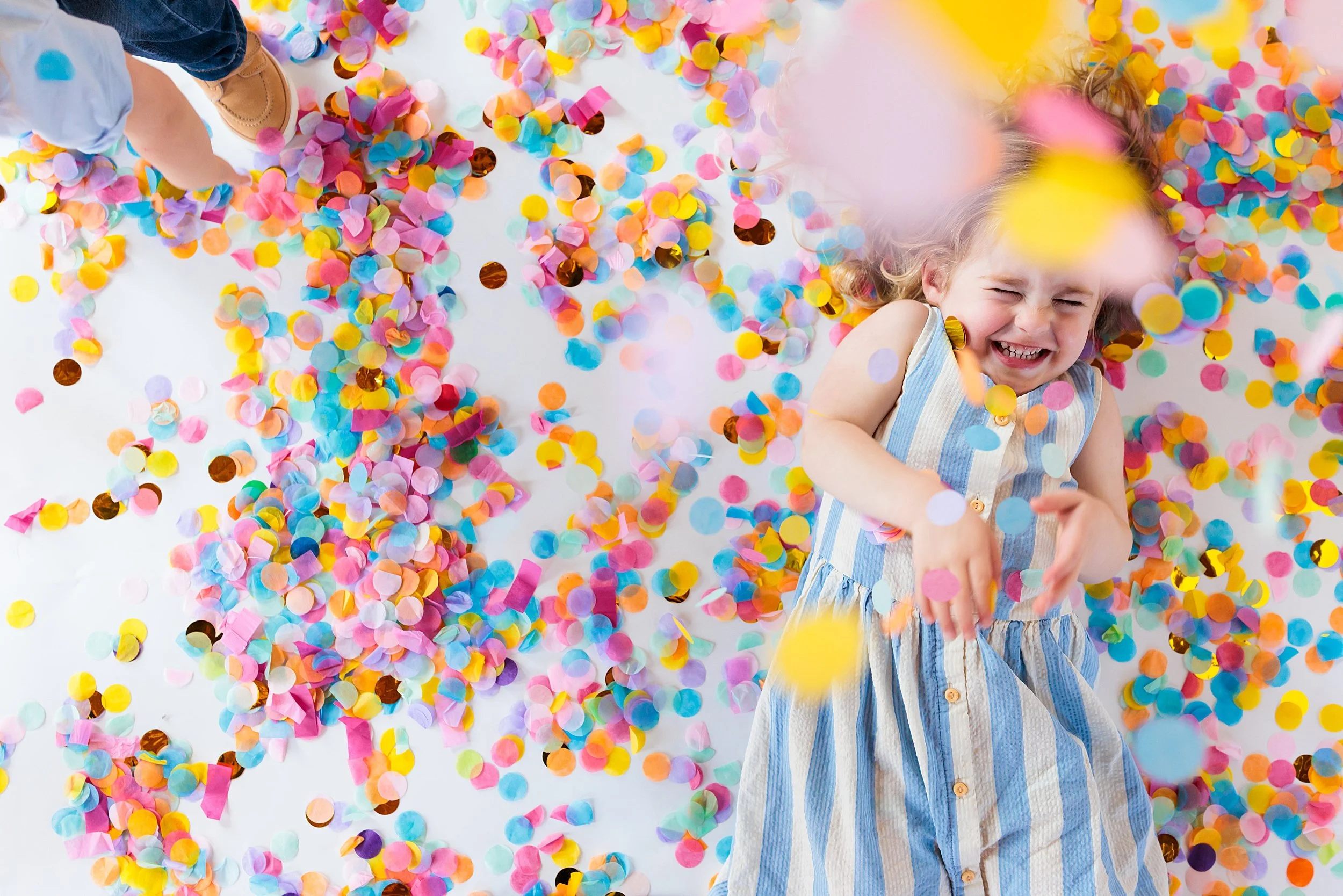 Confetti-Birthday-Minneapolis-Photographer-03.jpg