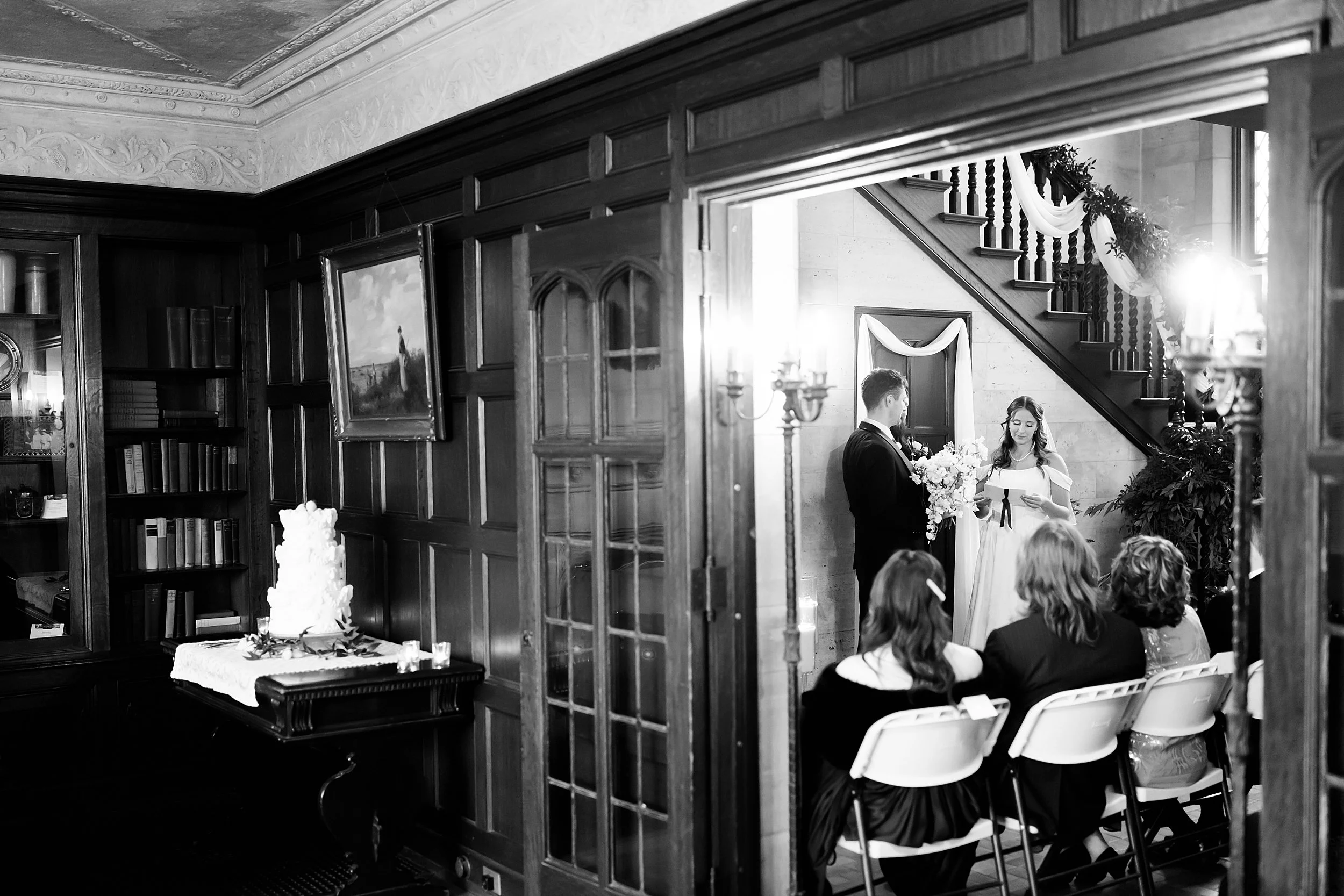 Plummer-House-Wedding-Photographer-Winter-Rochester-MN_090.jpg