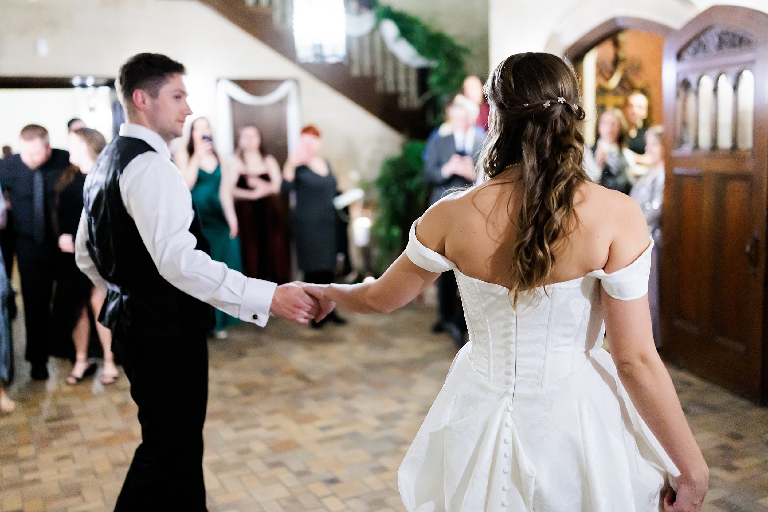Plummer-House-Wedding-Photographer-Winter-Rochester-MN_158.jpg
