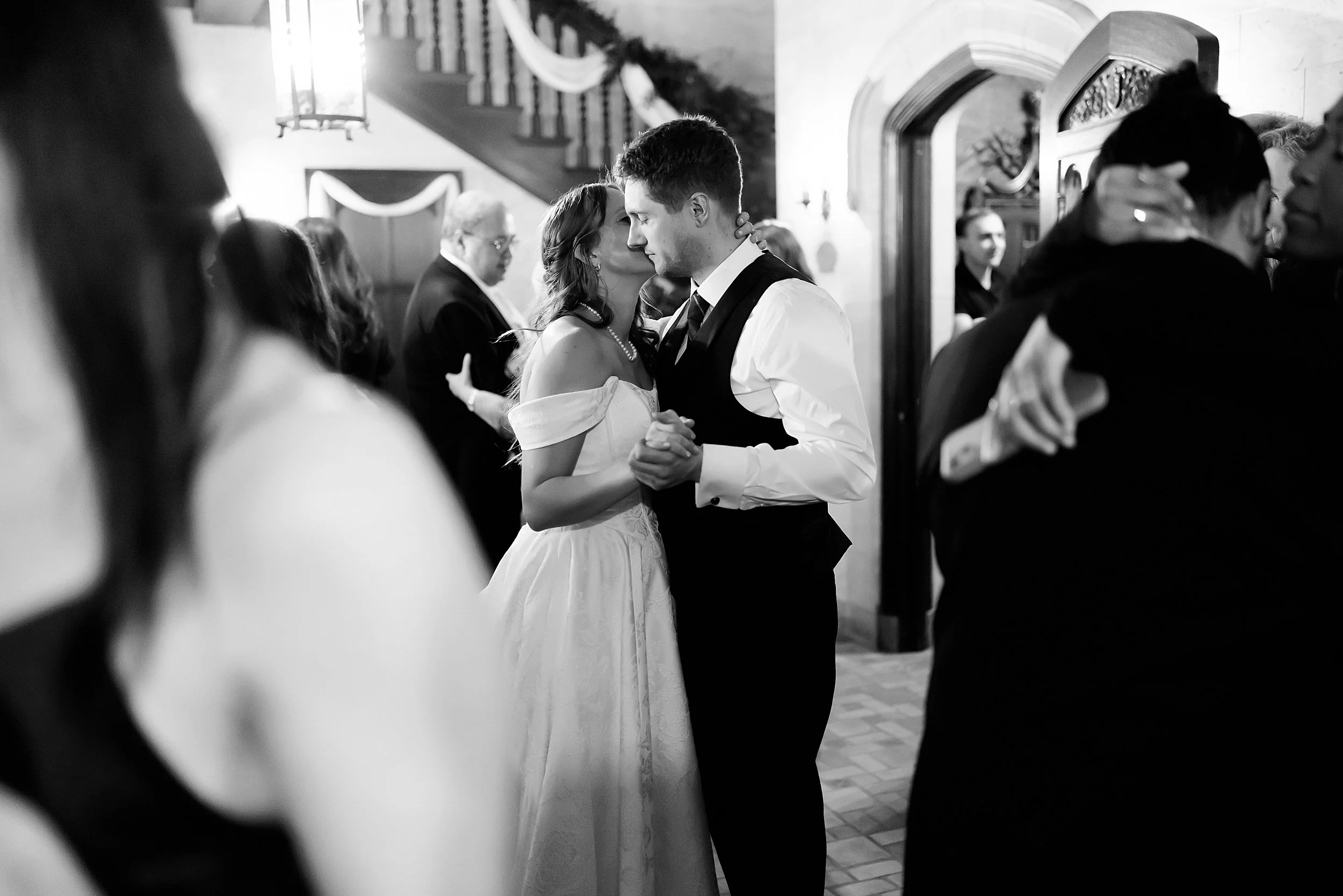 Plummer-House-Wedding-Photographer-Winter-Rochester-MN_171.jpg