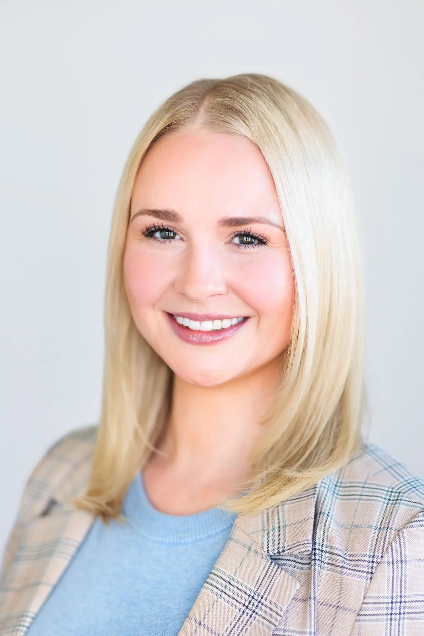 Maddie_HeadshotEdit_1_websize.jpg