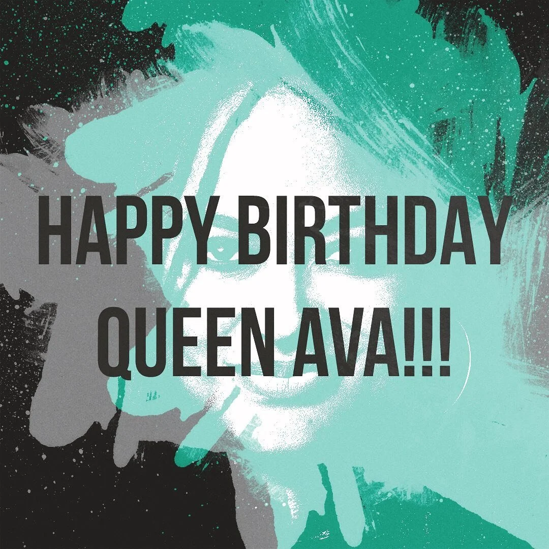 Happy Birthday Ava DuVernay!!! She kicked open the door on having authentic conversation about blackness in film and we are thankful for you and your strength.

Hope we can follow in the path you have paved with 400: An Afrikan Epic Documentary.

@av