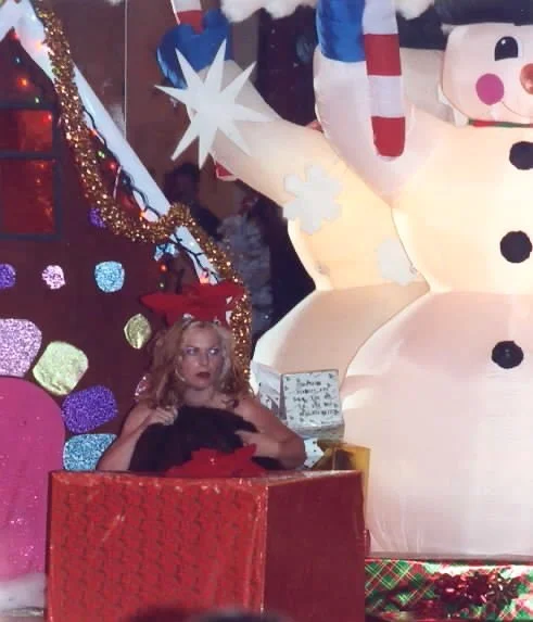 jessi+in+the+box.jpg