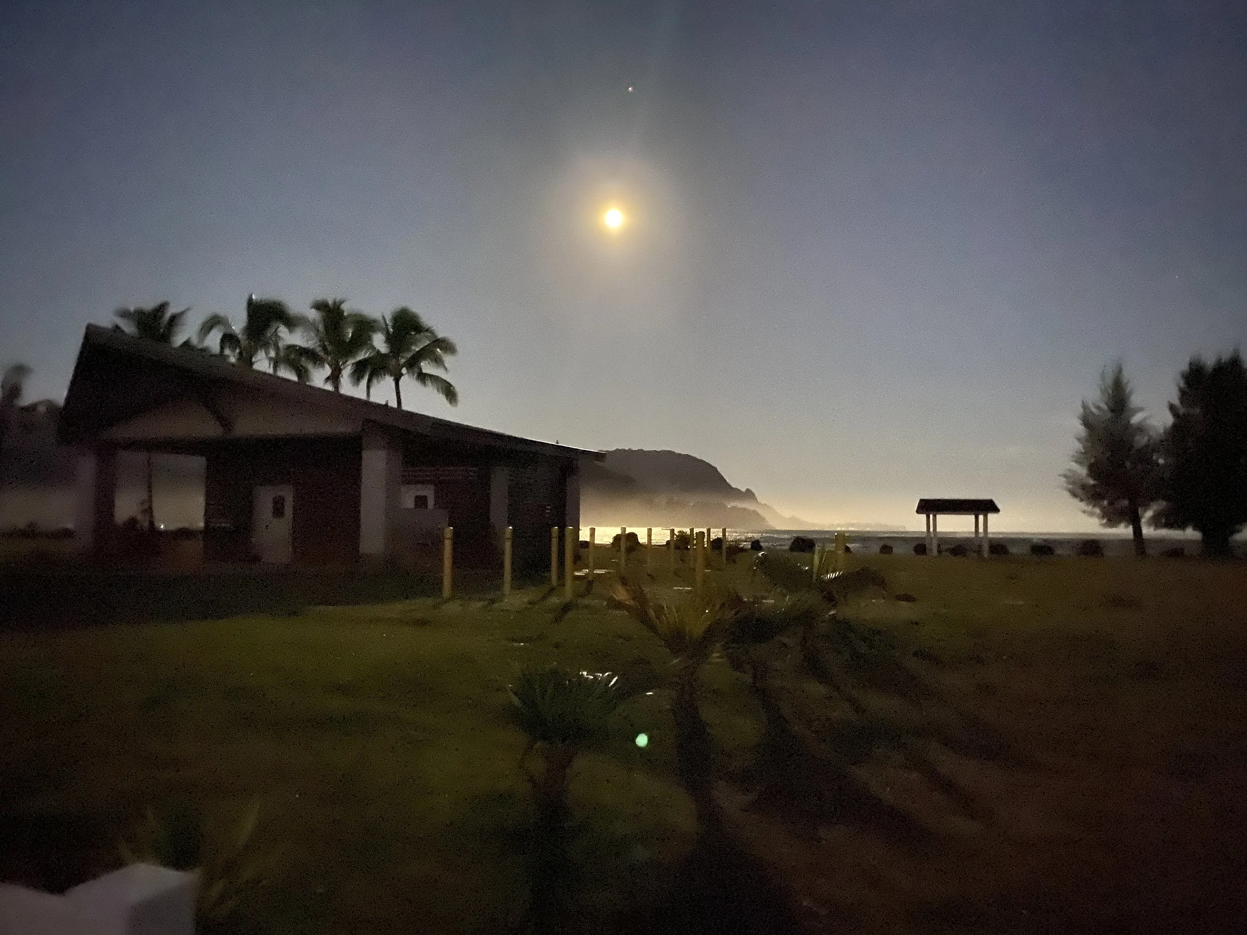 Kauai Hanalae Bay Moonset  oo7