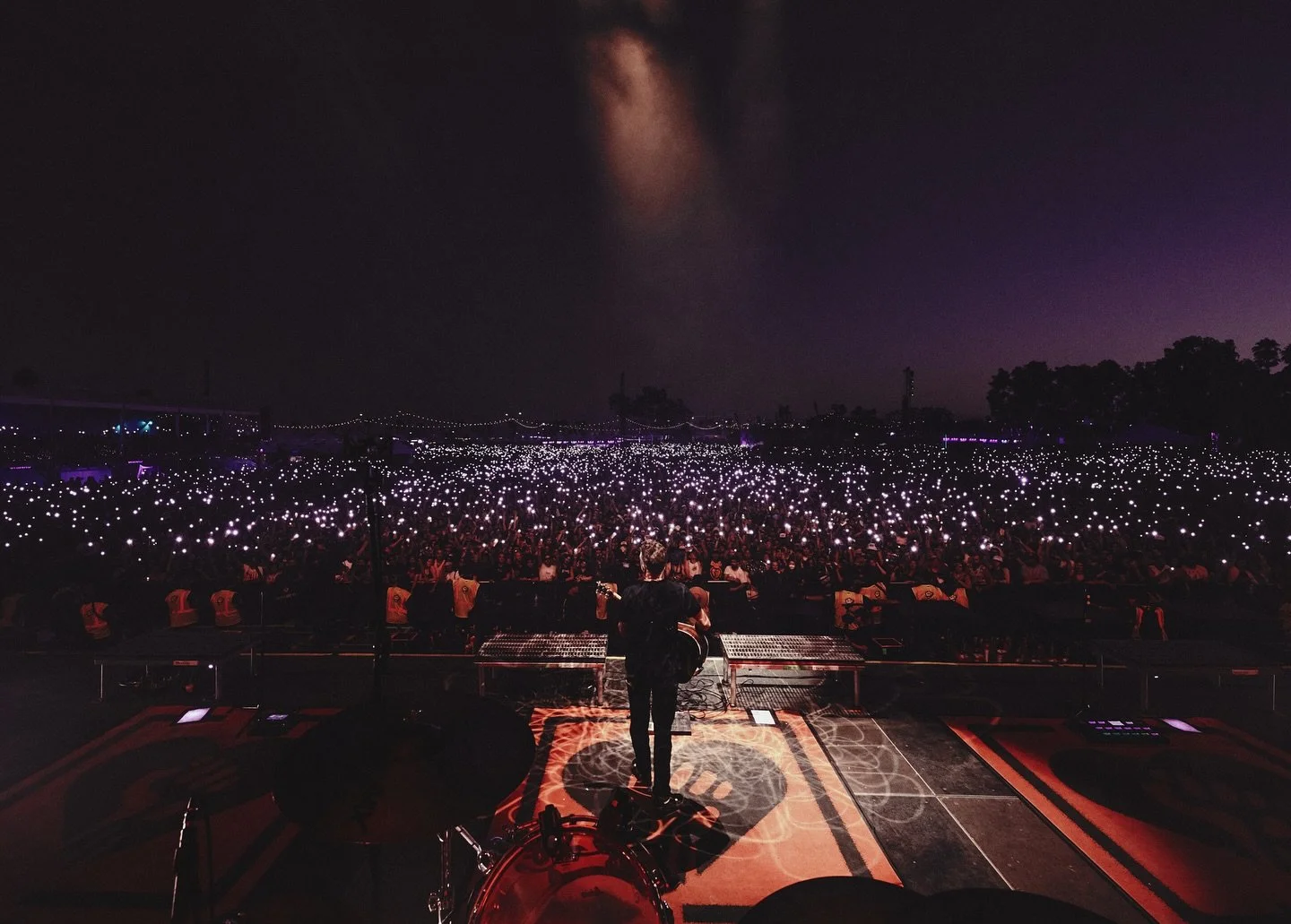 Someday I&rsquo;ll catch up on posting all my work from this year🧚🏻&zwj;♀️ here&rsquo;s @riseagainst at @vanswarpedtour