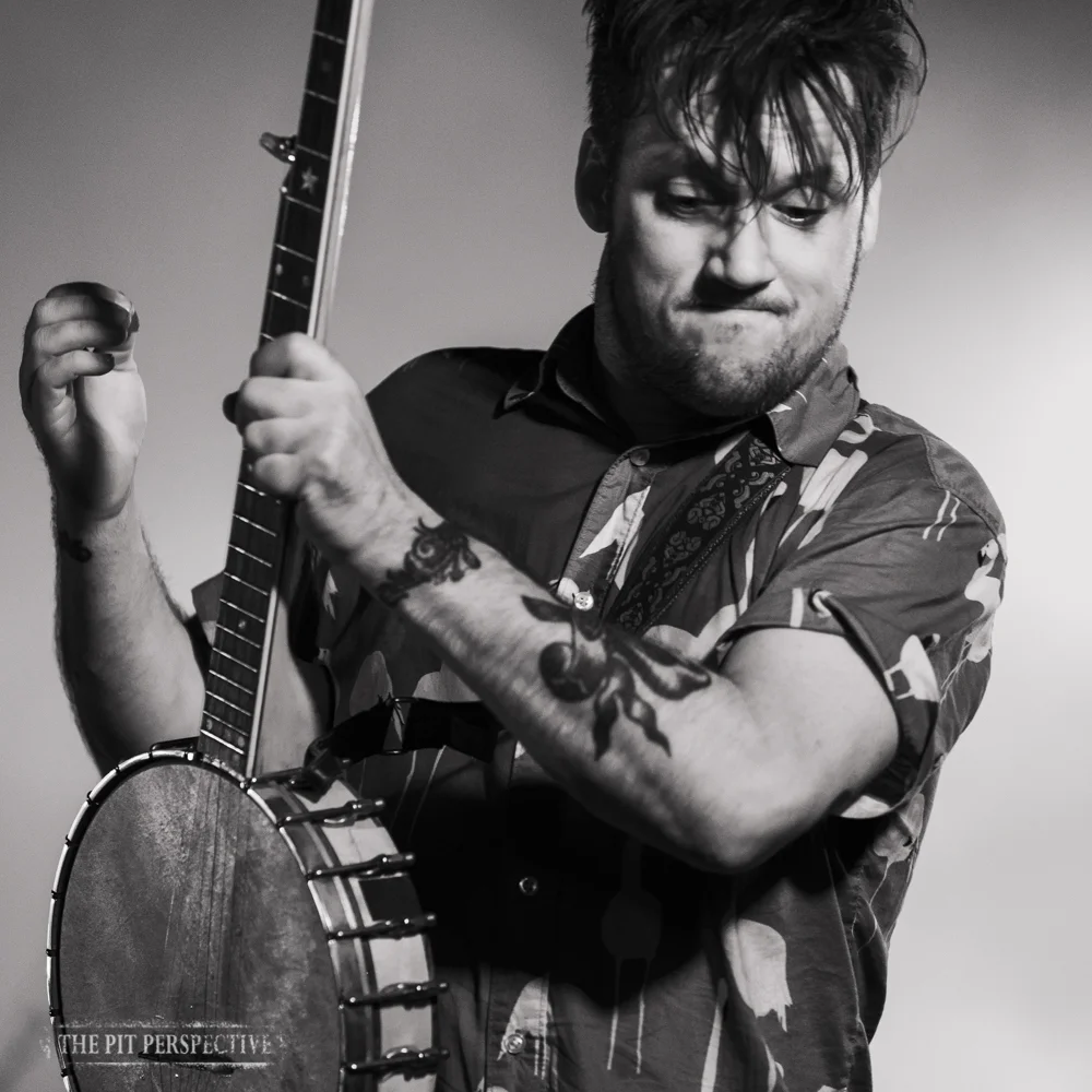 MODEST MOUSE RATTLES GRAVES AT HOLLYWOOD FOREVER