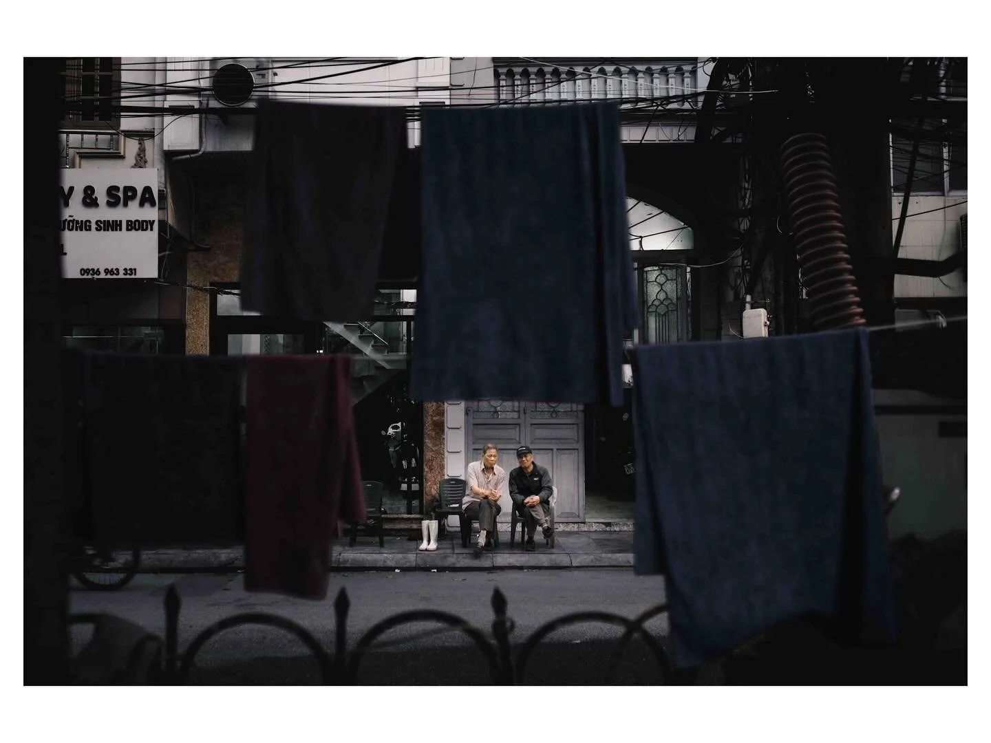 Friendship - Hon Gai, Ha Long Bay, Vietnam

📷 @fujifilmx_us 
🎨 @Lightroom
&copy; Wes Marsala 2025

👆🏻hit the follow for more

#madewithlightroom VietnamStreetLife #friendship #StreetPhotography #HardWork #UrbanContrast #tradition #EverydayLife #V