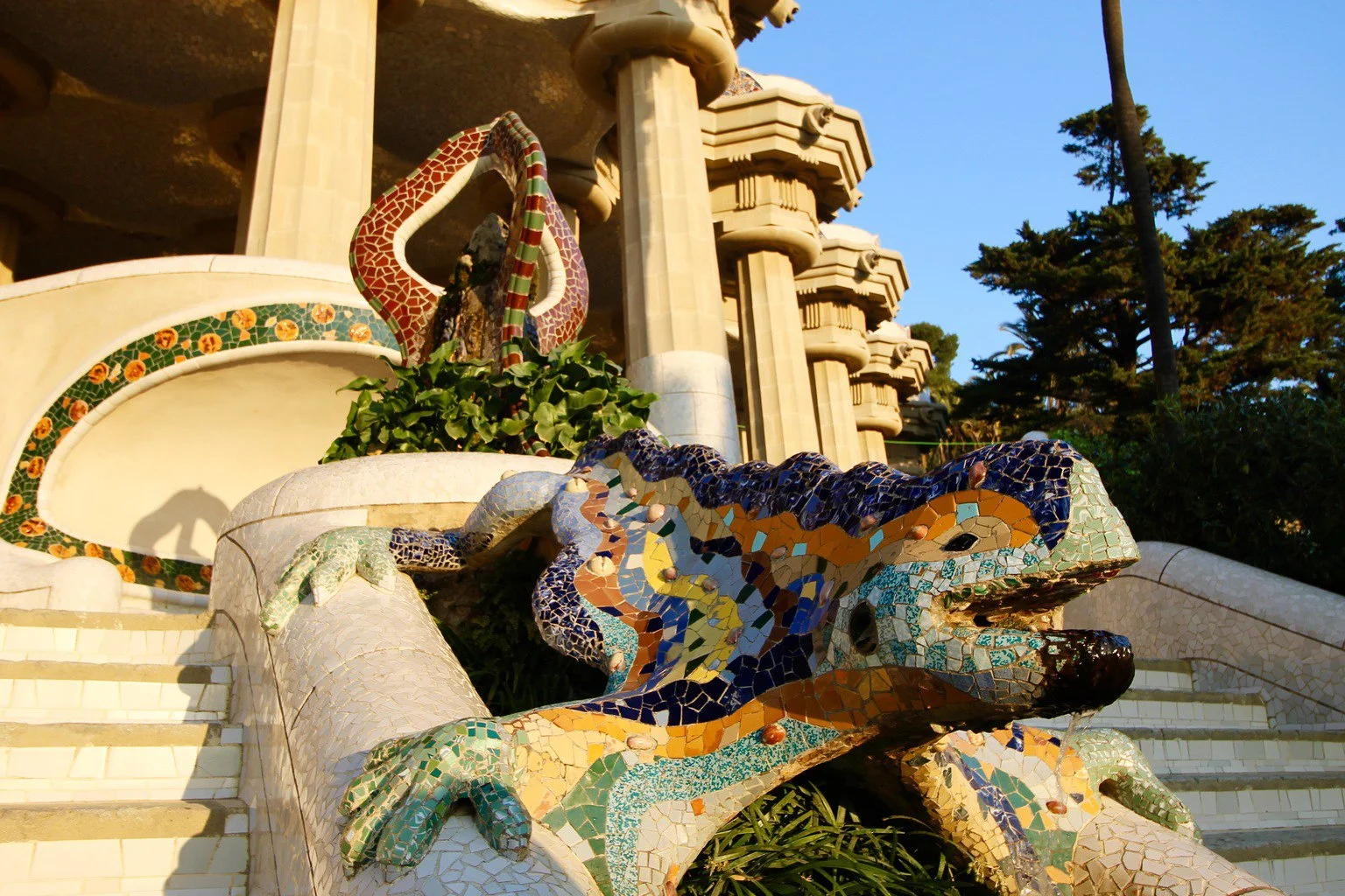 Salamander El Drac Park Guell