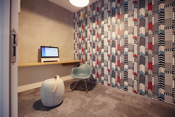 LinkedIn-Monaco_Kunstrasse_drop-in-1-700x467.jpg