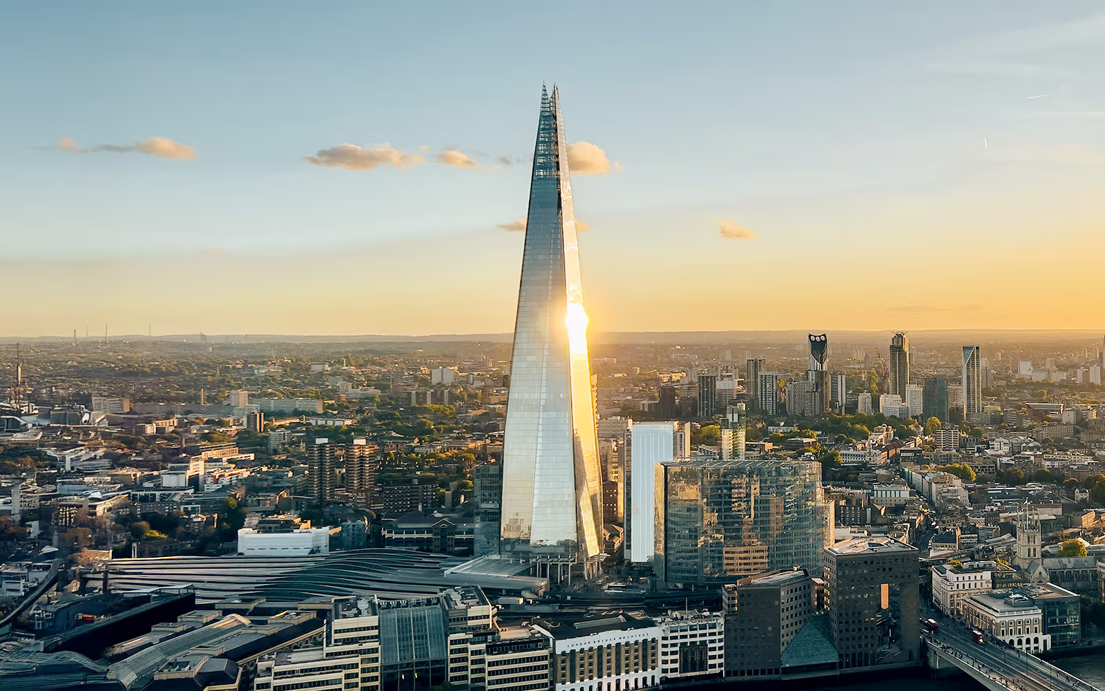 SHARD IMAGE FOR SITE BANNER.png