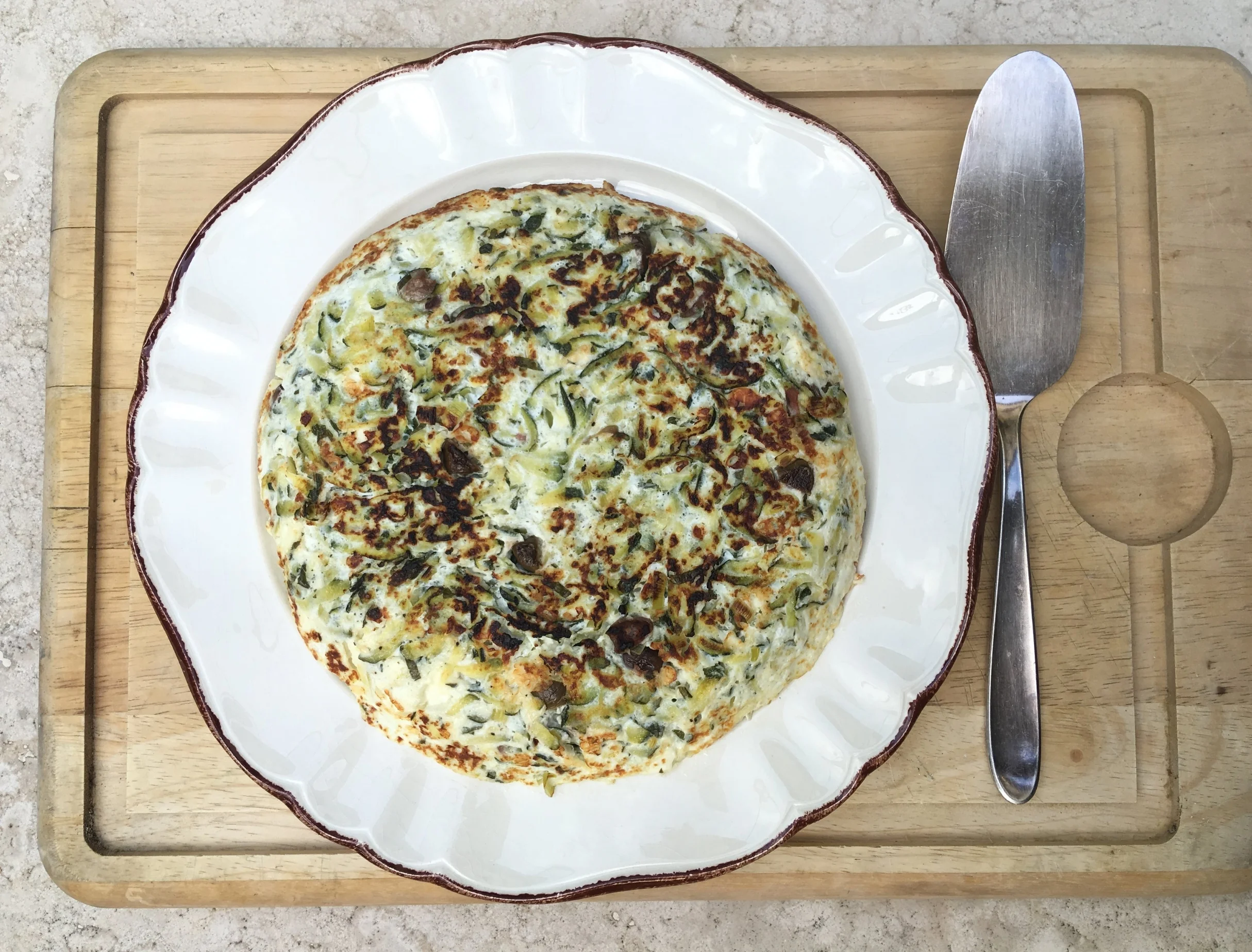 Frittata di Albumi con Zucchine, Feta e Olive nere