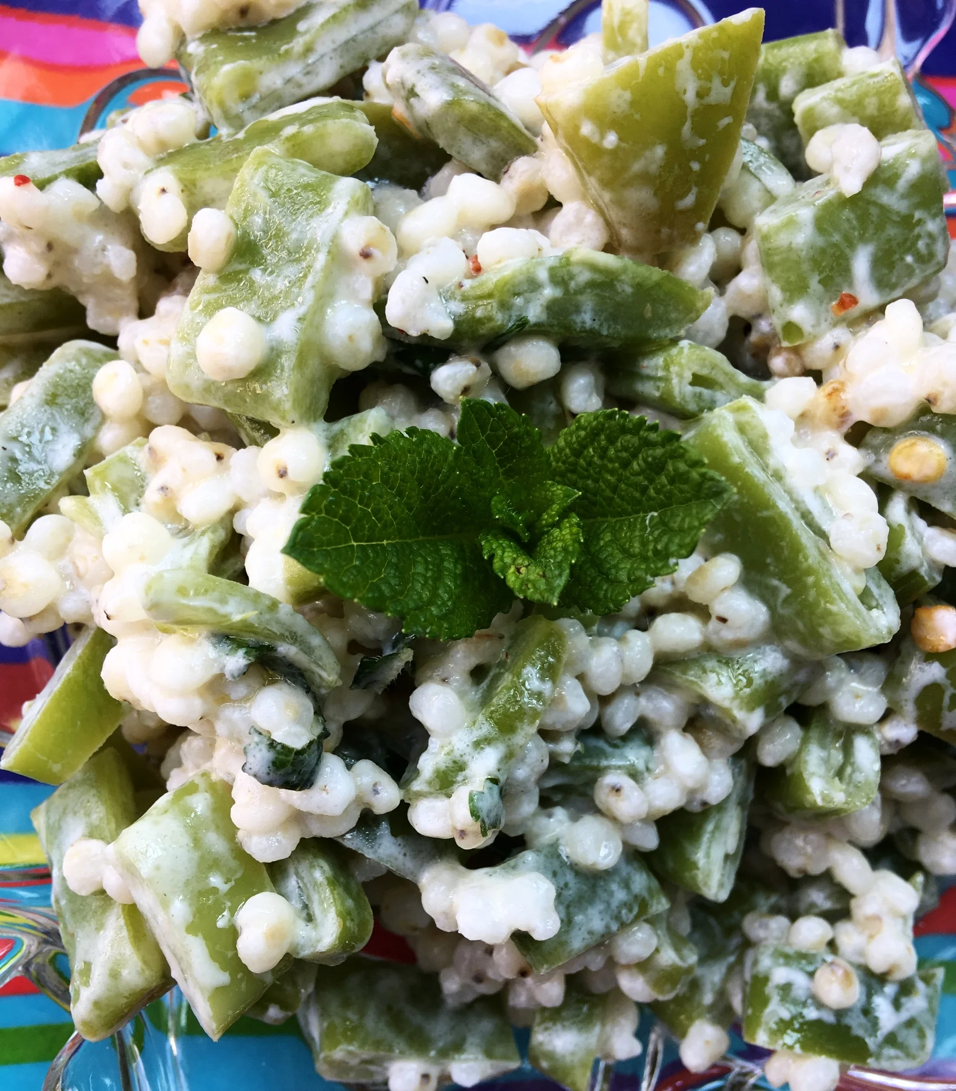 Sorgo con Taccole e yogurt di Capra