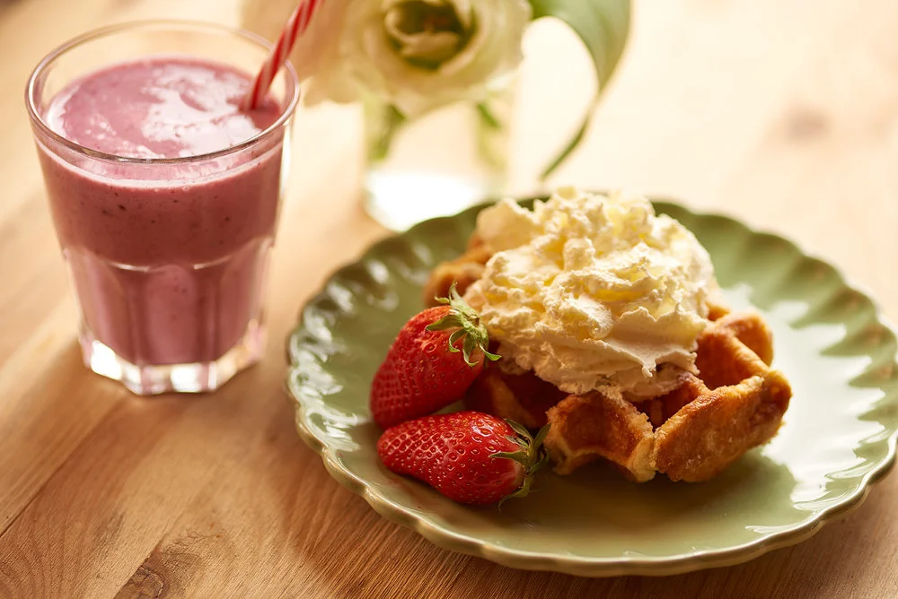 Waffel_Schlagrahm_Erdbeeren_Portrait-20.jpg