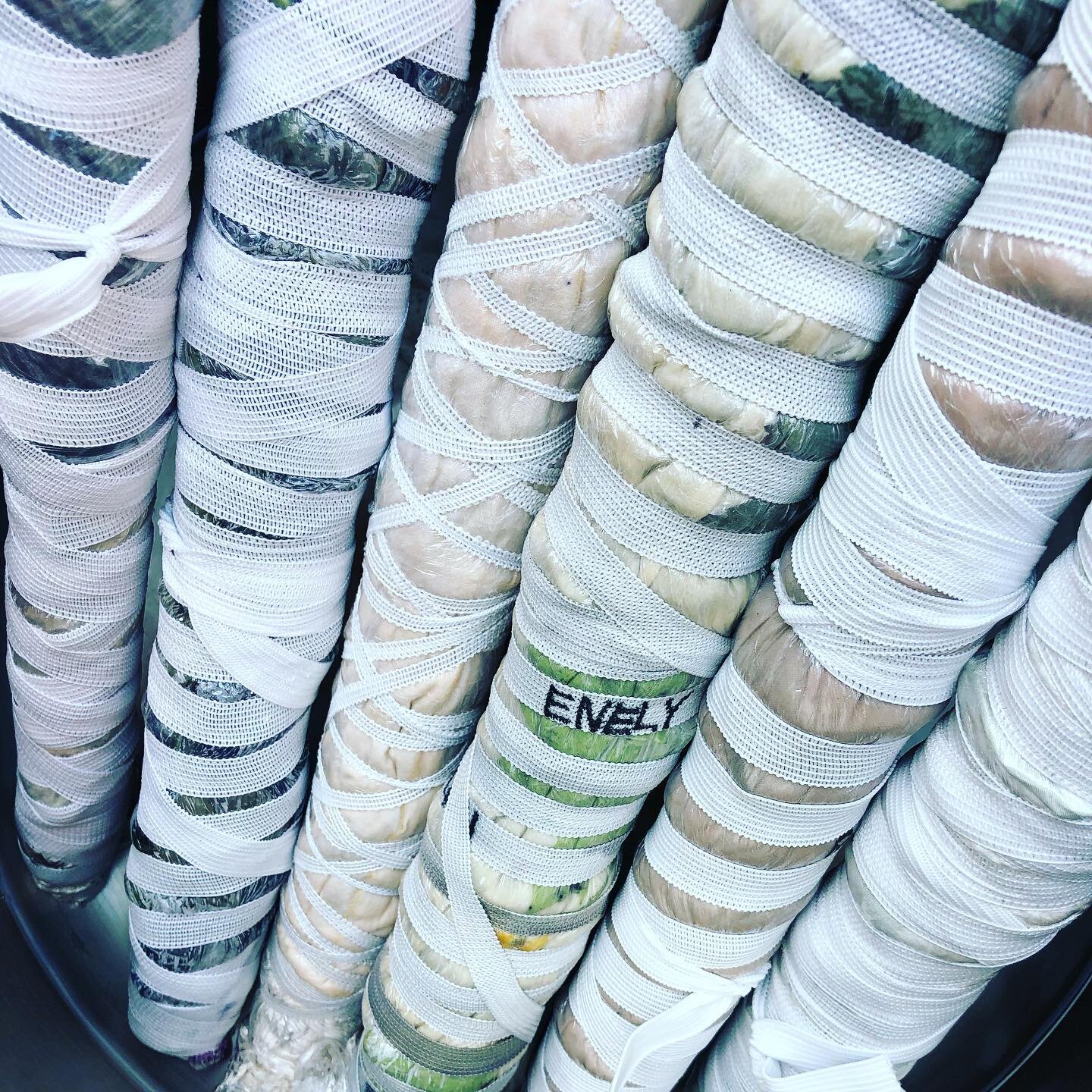 Very soon we&rsquo;ll see the first result of natural dye attempt.
🌾🍃🌱🌿 Plants are in a steam boiler.

#taimedegav&auml;rvimine #plantsaremagic #ecoprint #plants #plantsofinstagram #eco #ecofriendly #organicdye #naturaldye #herbaldye #taimetr&uum