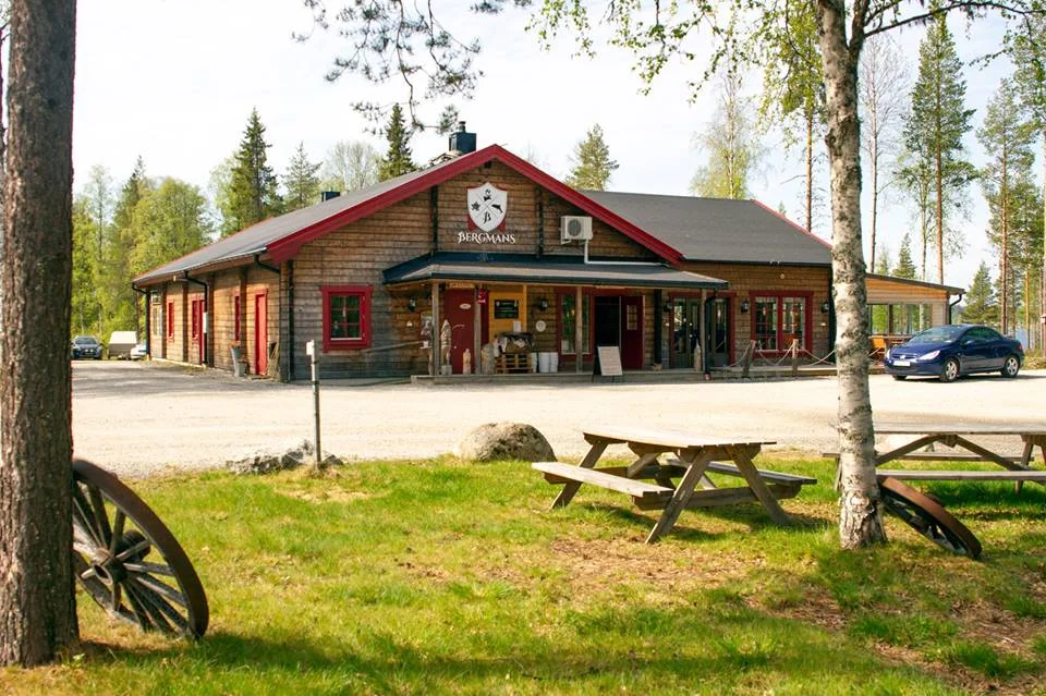 Bergmans Gårdsbutik.jpg