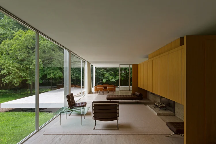 Farnsworth House - Photo by Bill Brazen