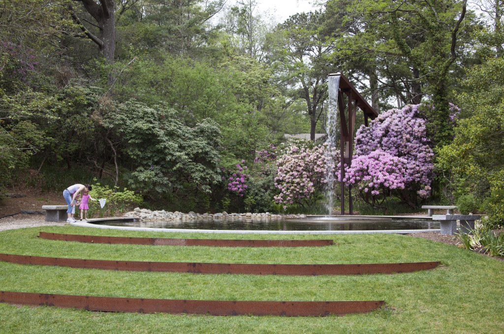 Flume-Fountain-with-people-web.jpg