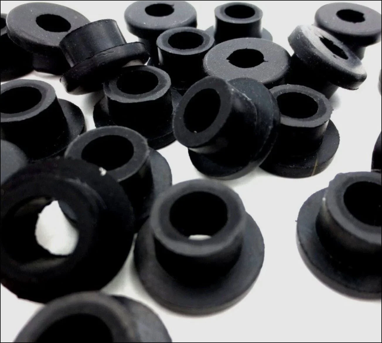 John Ellis Machine UV Light Grommets