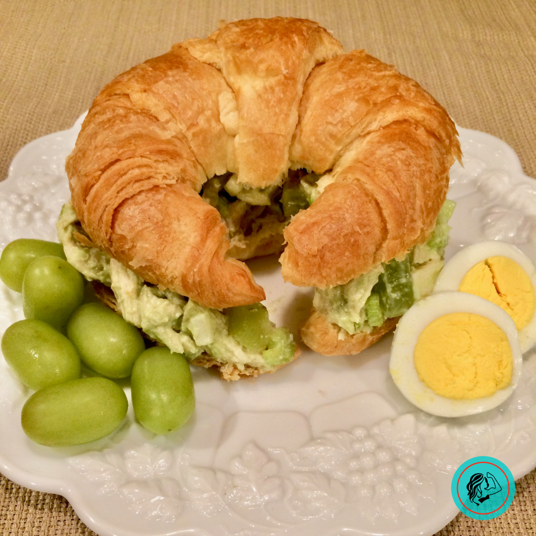 AVOCADO &amp; GRAPE CHICKEN SALAD