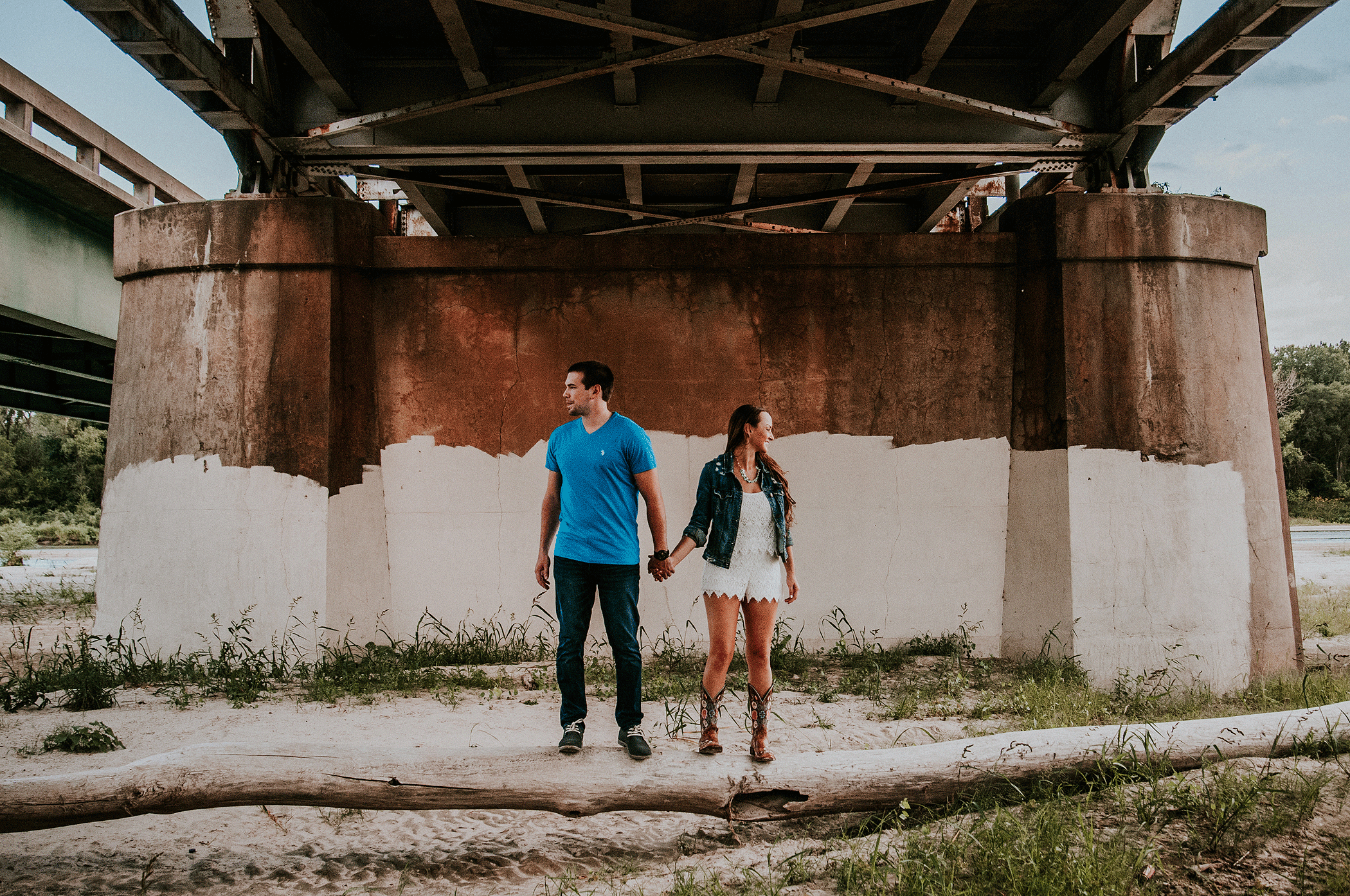 Tyler-and-Andrea(Engaged)-172.png