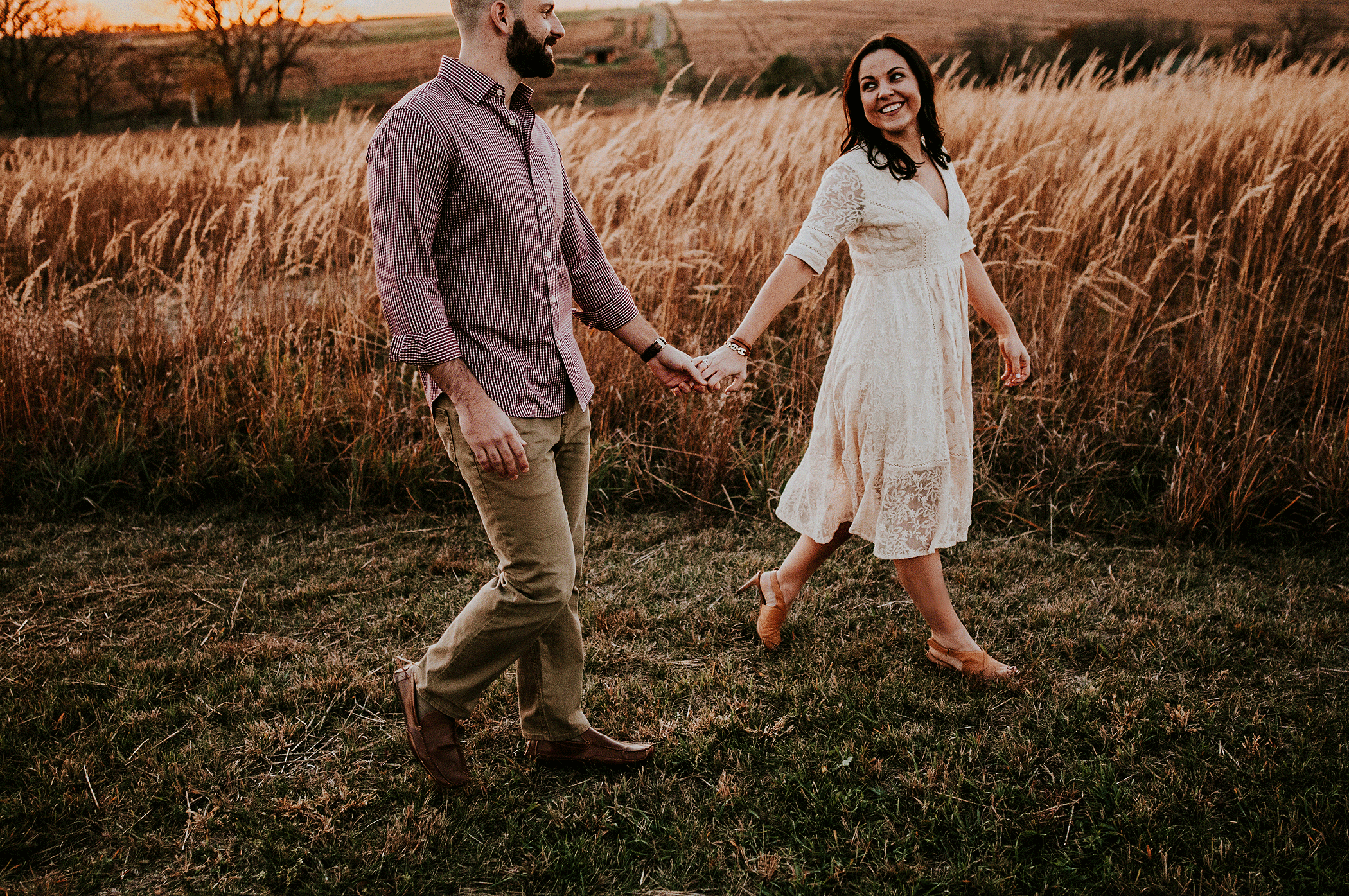 Phil-and-Tara(Engaged)-330.png