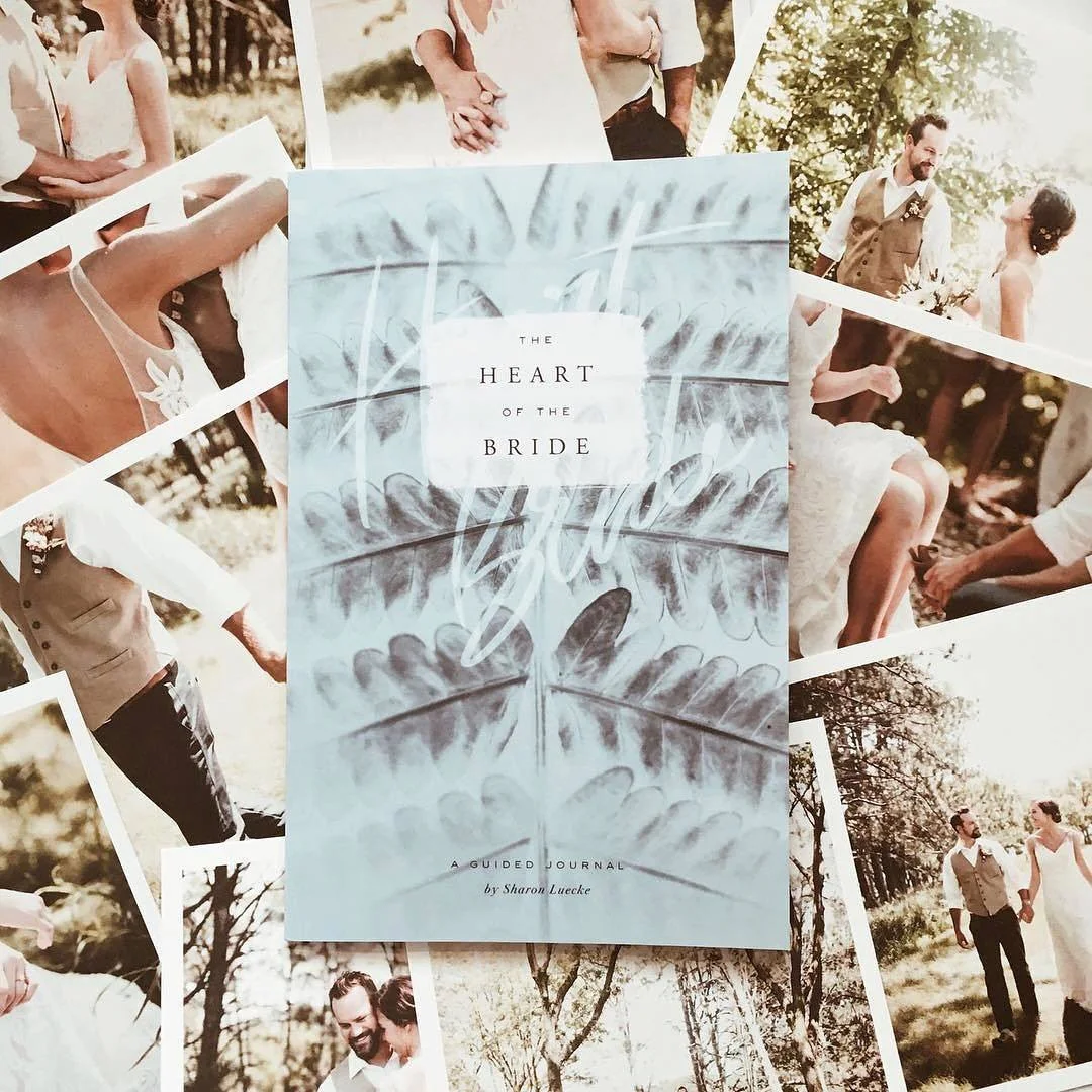 the-heart-of-the-bride-kaylie-sirek-photography-the-bare-bride-guided-journal.jpg