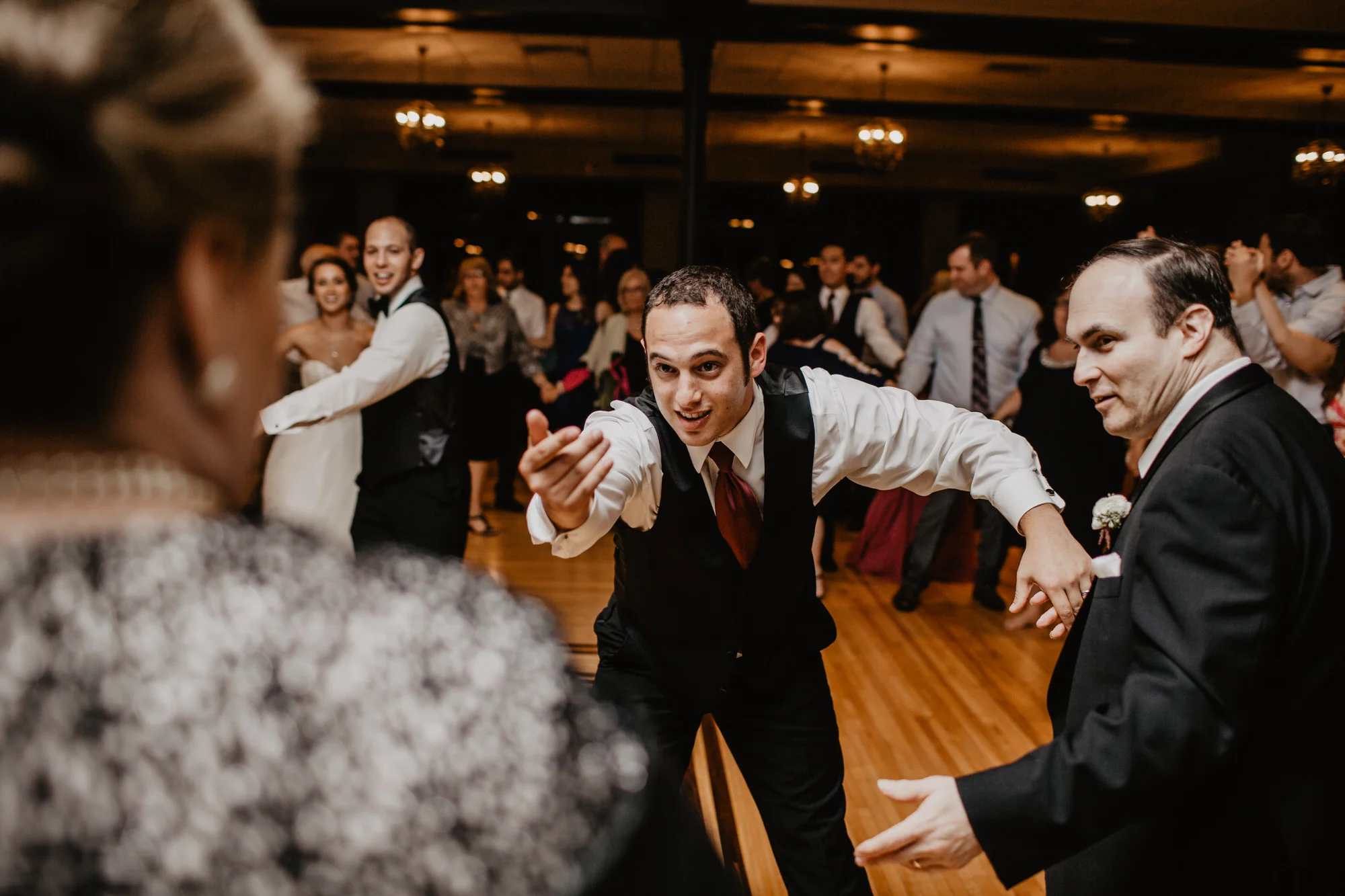 Chevy-Chase-Country-Club-Wedding-Chicago-Illinois-090.jpg