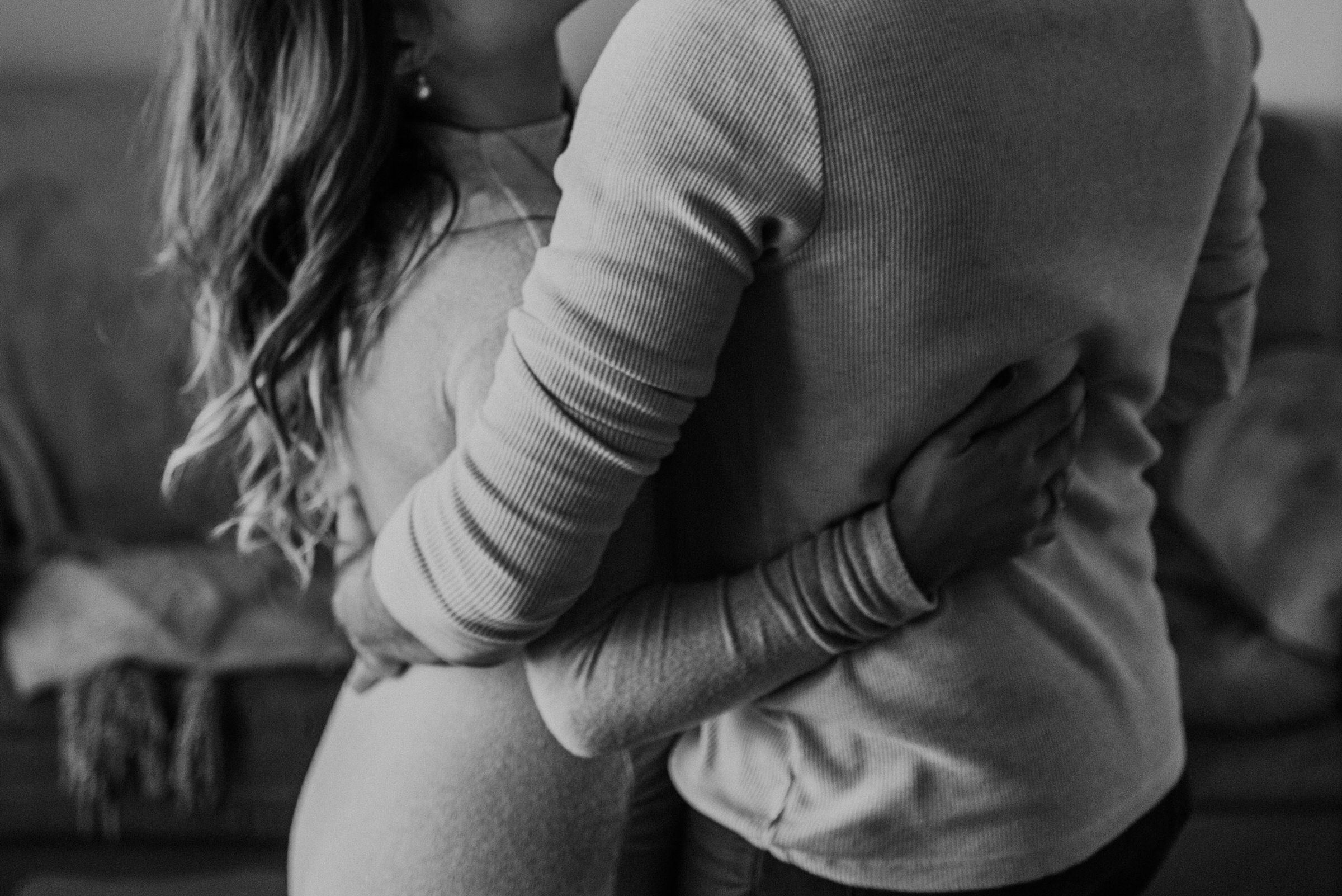 In Home Maternity Session Lincoln Nebraska Kaylie Sirek Photography 06.jpg