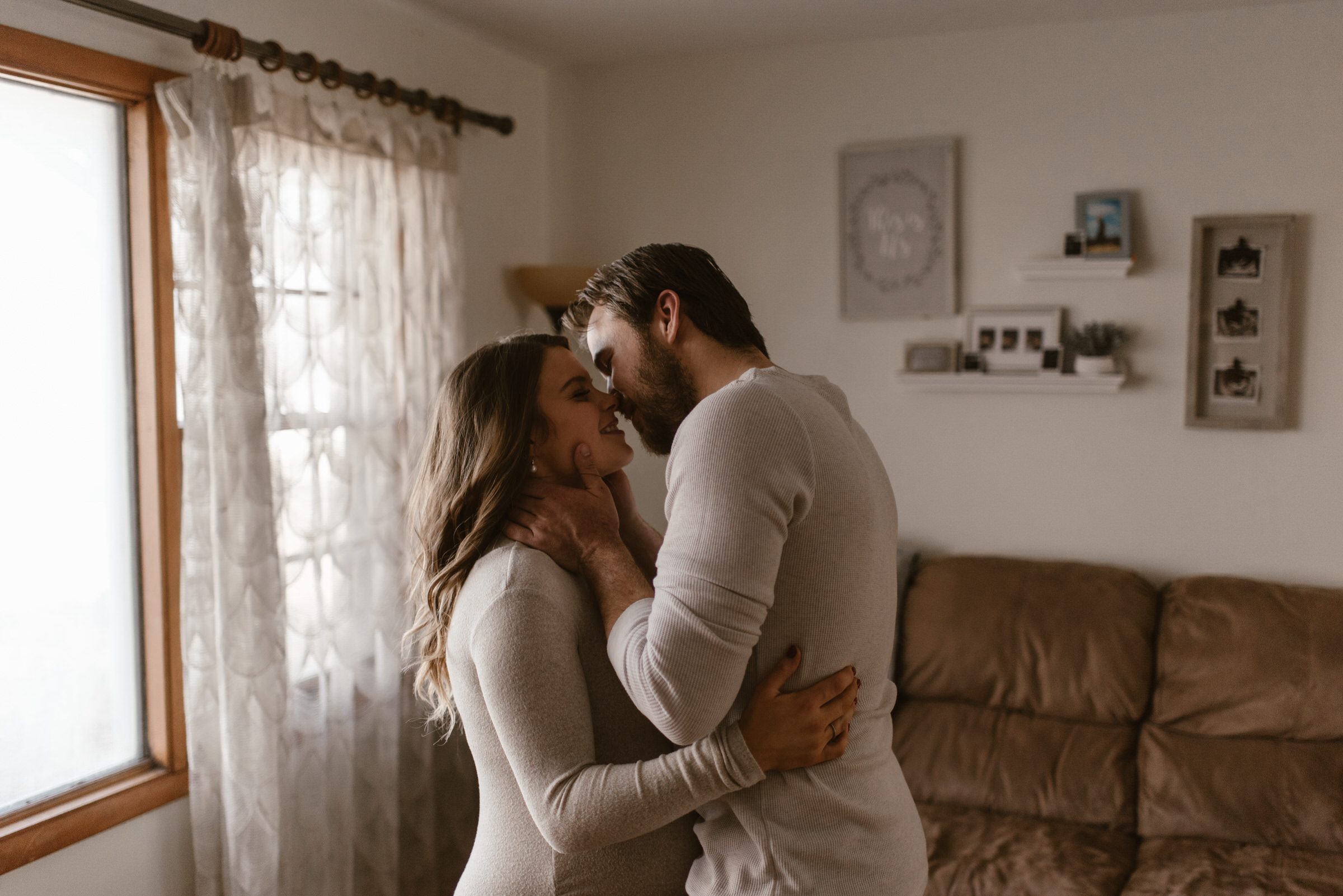 In Home Maternity Session Lincoln Nebraska Kaylie Sirek Photography 07.jpg