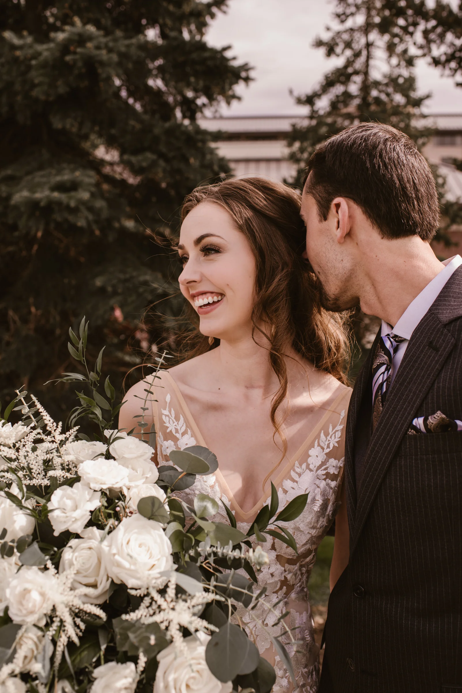 Downtown-Omaha-Wedding-Kaylie-Sirek-Photography-086.jpg