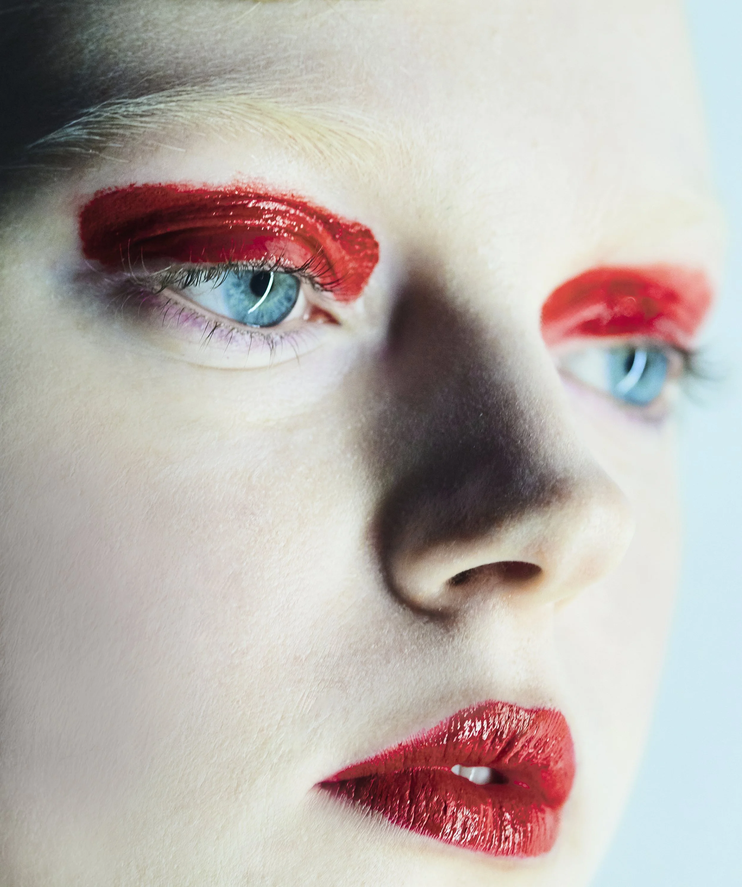 TOP NOIR MAKE UP RED_134R copie.jpg