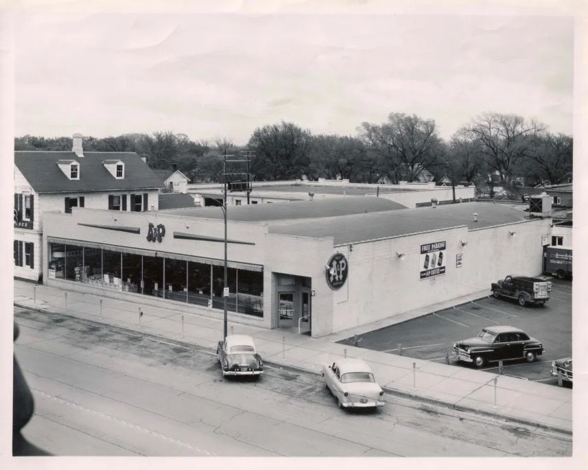 A & P Grocery store at 11th & Massachusetts