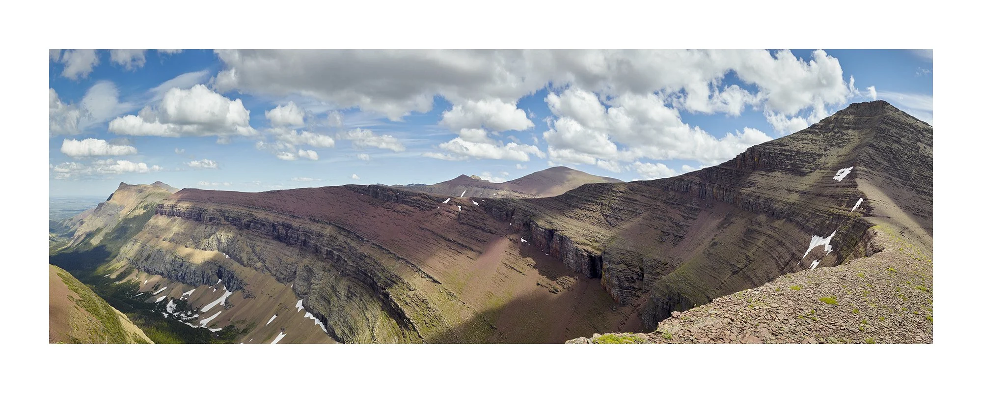  Spionkop Ridge, Alberta.  Yuri and I discovered this place through a Bob Spirko YouTube video, and it called to us like a quiet invitation. The curves and colours felt almost deliberate, like a landscape designed to be seen.  We stayed at Bowin Lake