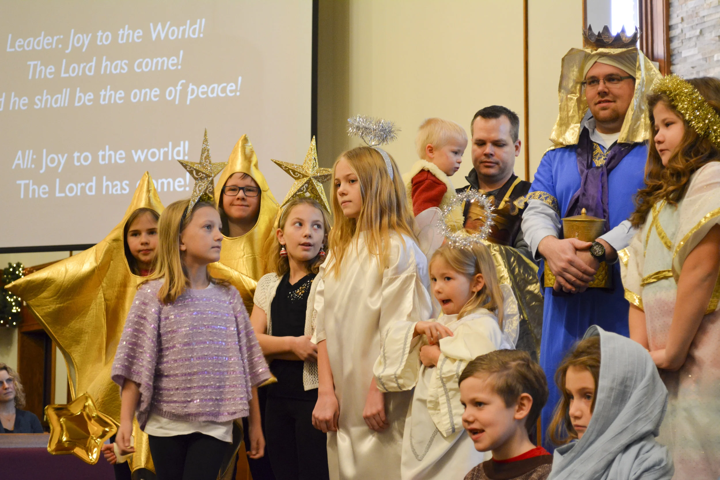 Friends &amp; Family Nativity REHEARSAL
