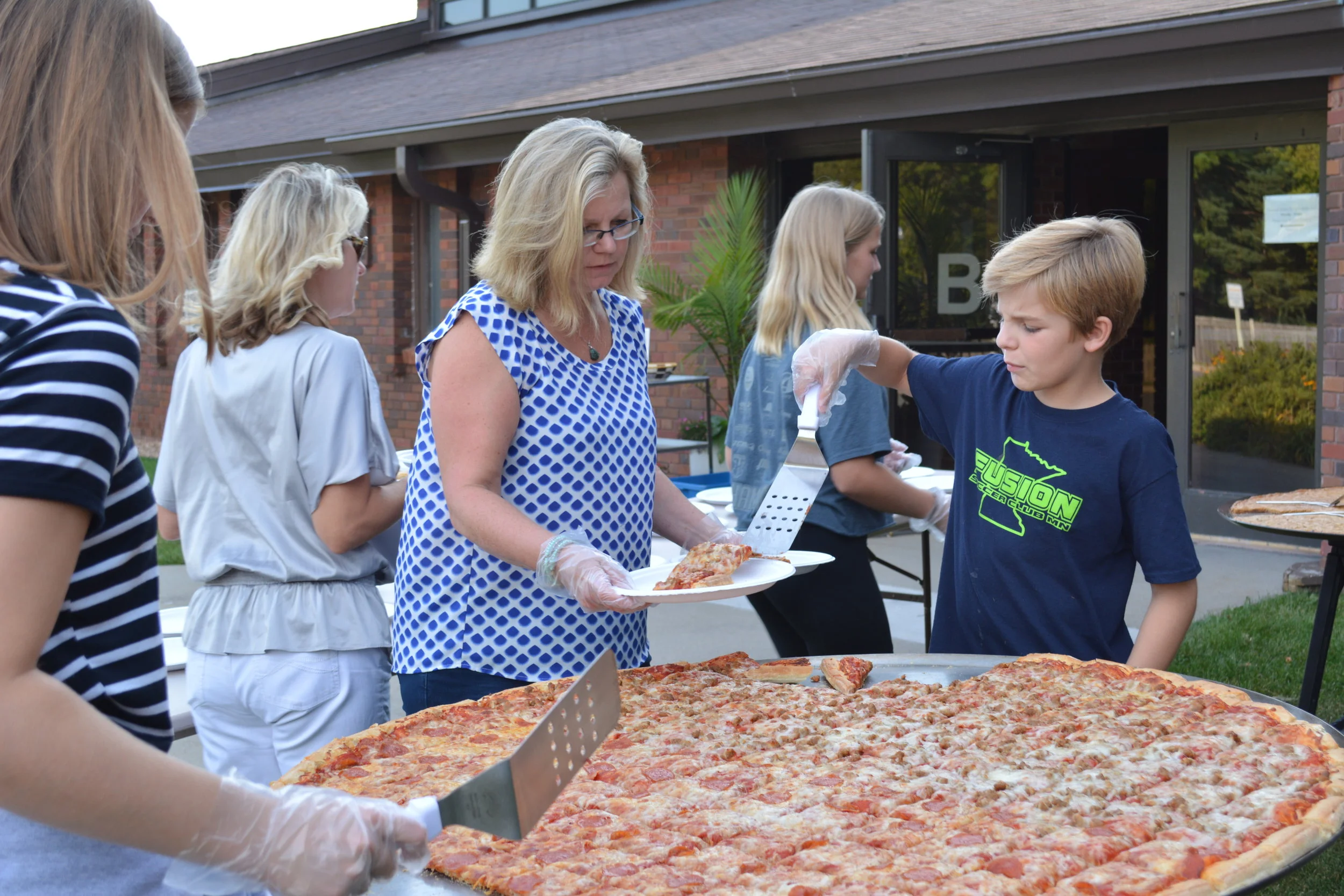 Fall Kick-Off Wednesday // Giant Pizza & Cookie