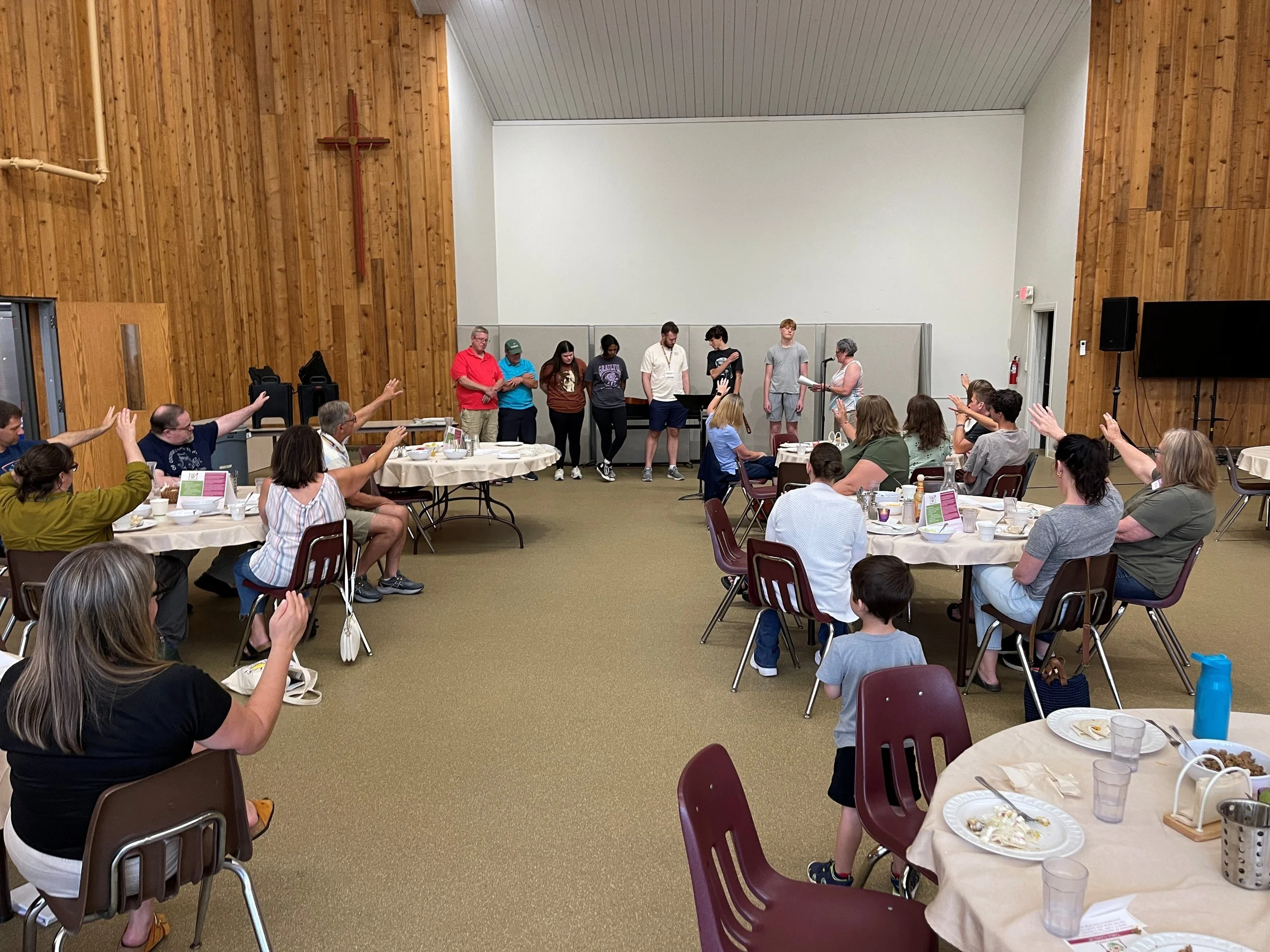 Dinner Church 070826 01.jpg