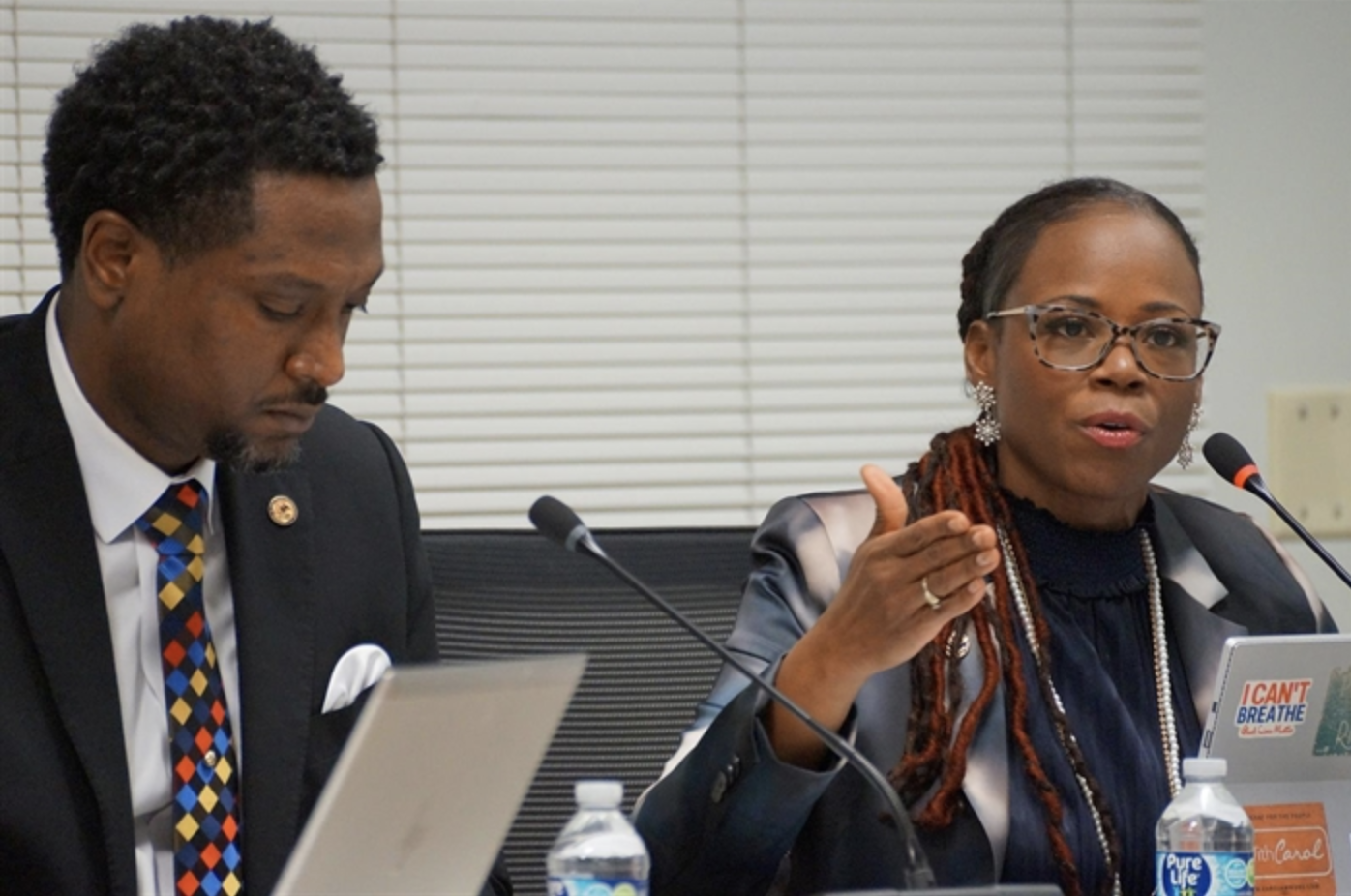 Illinois Proposals Call for Expanding Vote-By-Mail