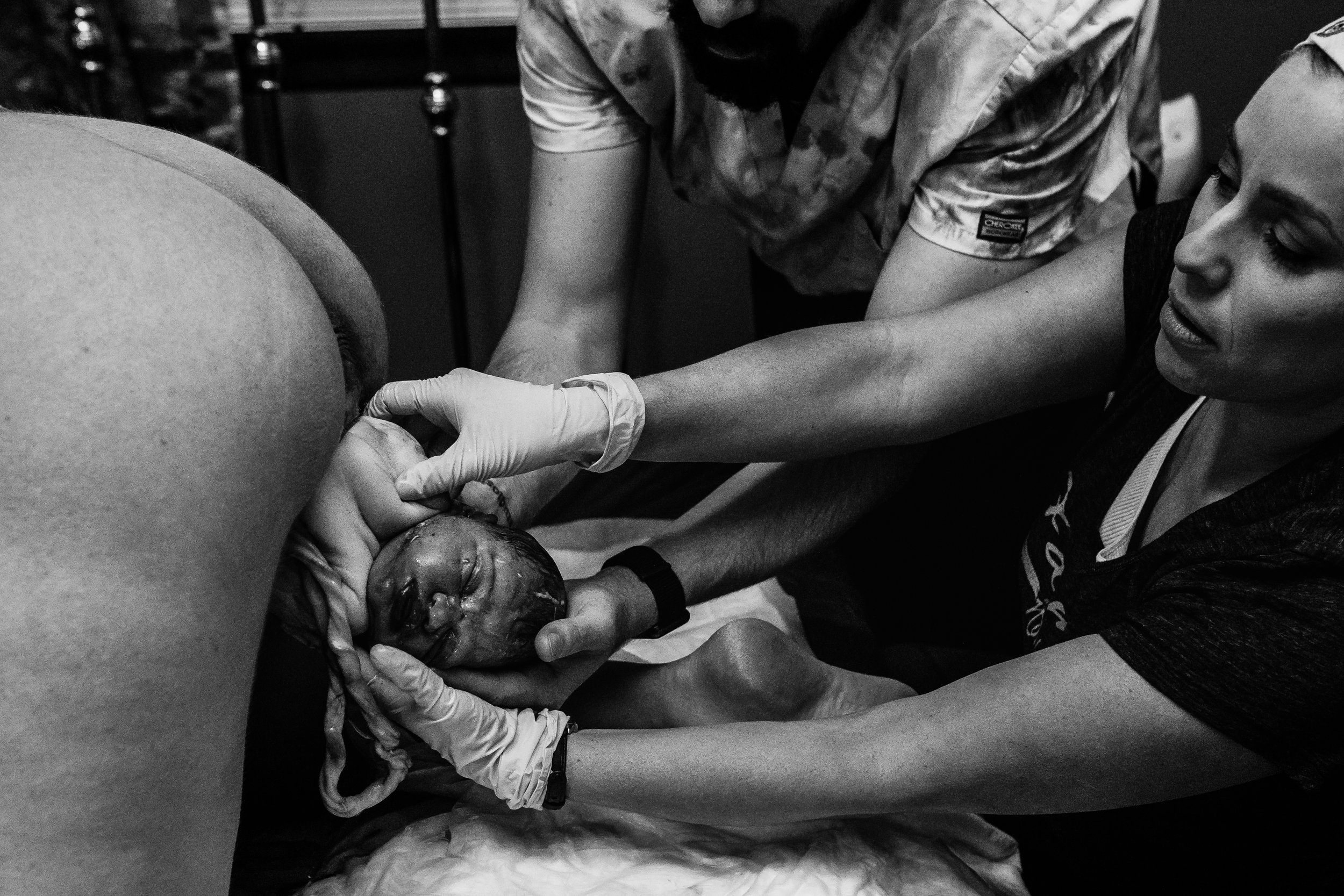 A Thanksgiving Day Home Birth | Indianapolis, Indiana Birth Photographer