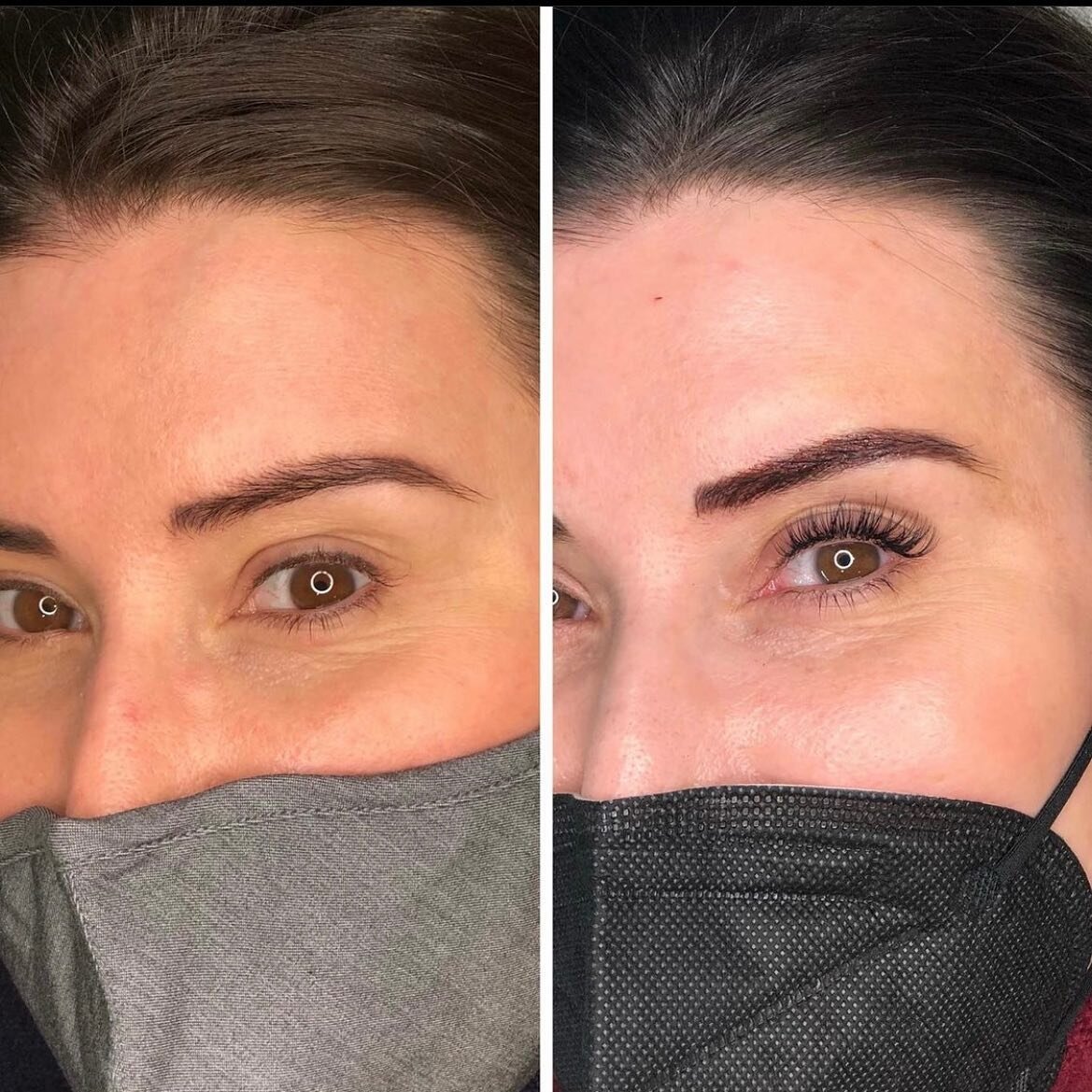 Brow refresher and lashes by our birthday girl @artistrymarkaesthetics ✨We&rsquo;re obsessed with Tawnya&rsquo;s work and this combo.

-
-
-
-
@l15salon #issaquahsalon #issaquahmicroblading #bellevuemicroblading #sammamishmicroblading #bellevuesalon 