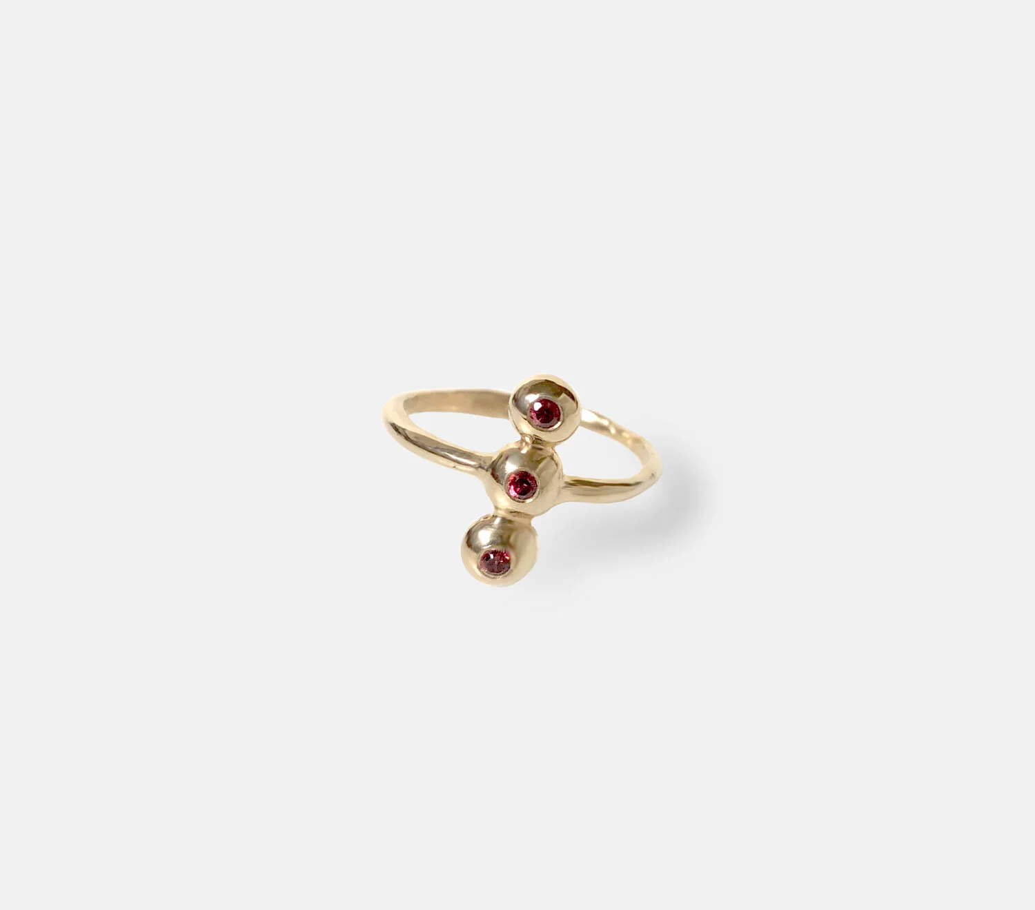 14KGOLD-Garnet-3stone-ring-241.jpg