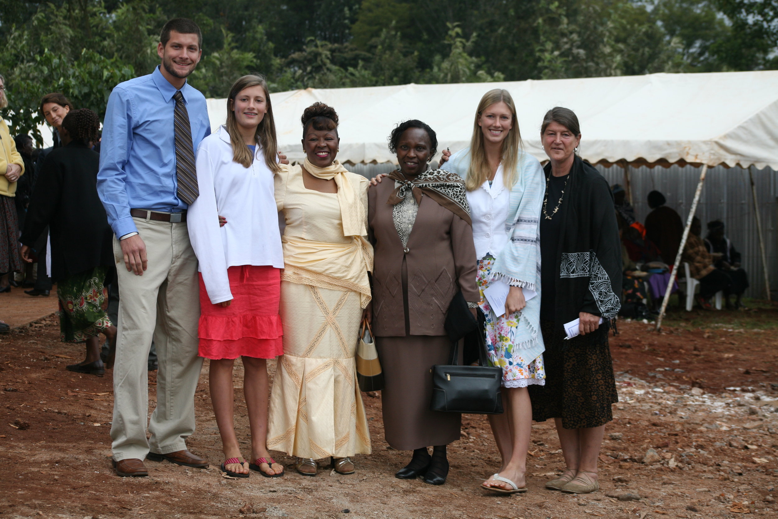  Hannah, Geneva, their family, and hospital nurses on the groundbreaking day the Sugarbaker Memorial Clinic was opened.&nbsp; 