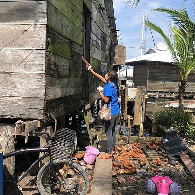 Our partners @floatingdoctors in Panama continue to distribute medication to chronic illness patients and check in with pregnant women.  They are also able to bring hygiene supplies, soap and masks to the Ngäbe communities. They have developed new t