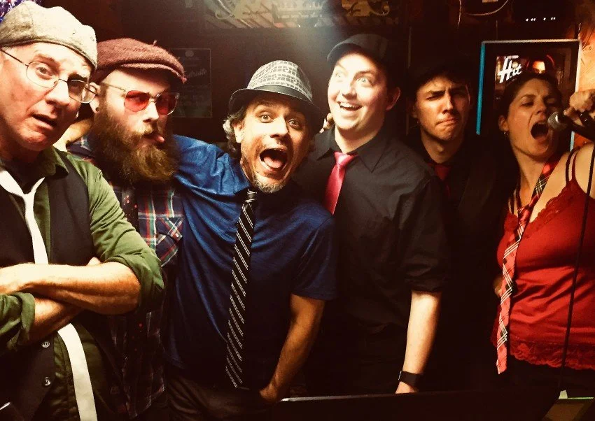 HARMONY CELLARS CONCERT SERIES - FLOGGING SEAGULLS