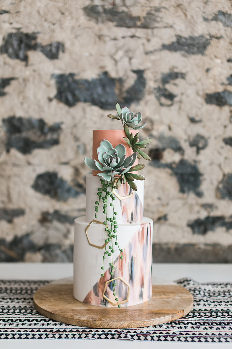 1060 Plateau en marbre / Round Marble Cake Platter 1