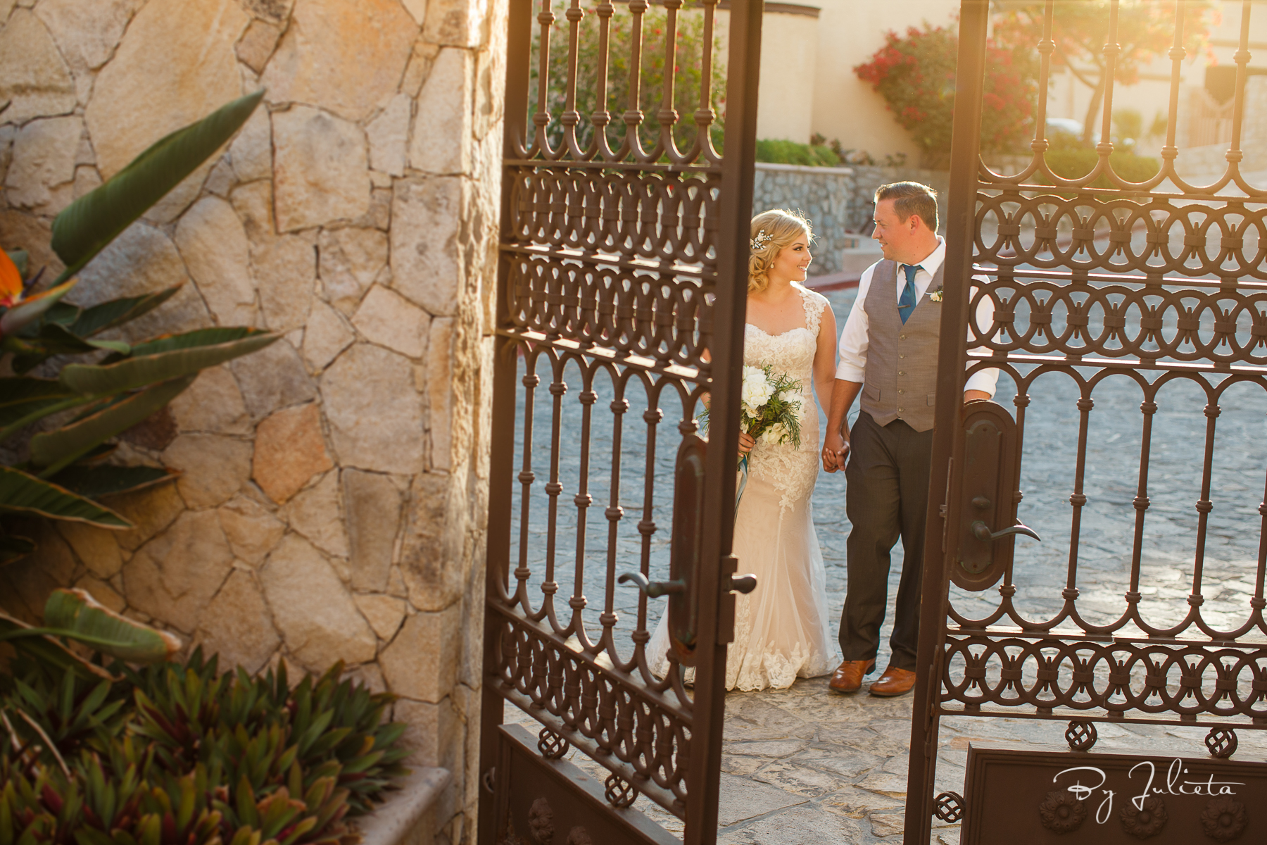 Villa Marcela Pedregal. Katie and Anton Cabo Wedding, Sory and Kane, Julieta Amezcua Photography.  (45 of 65).jpg