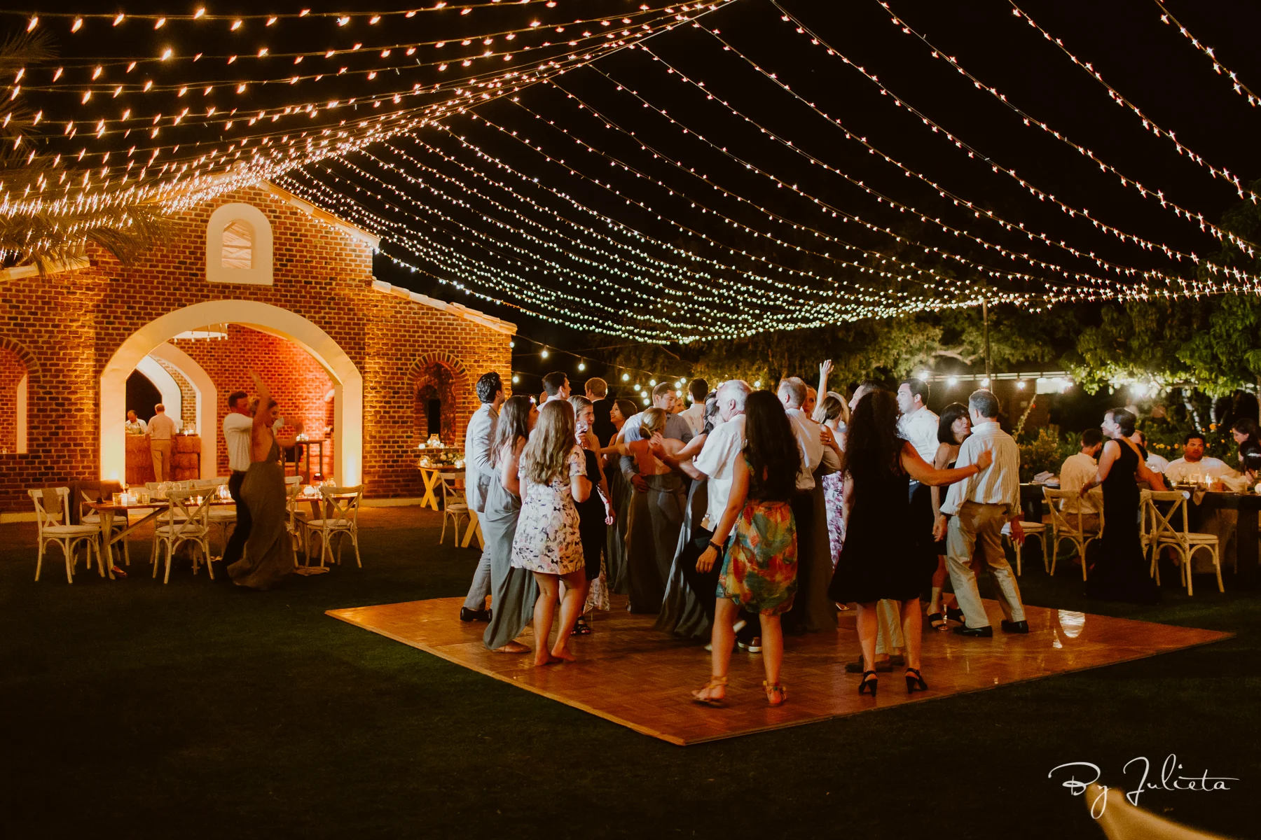 FlorasFarmWedding.L+S.JulietaAmezcuaPhotography.(650of750).jpg