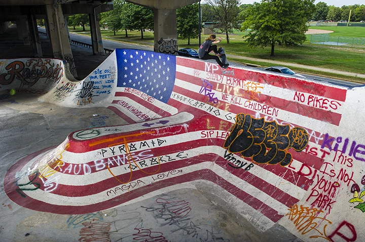 Gregson_nosegrind_stalefish.jpg