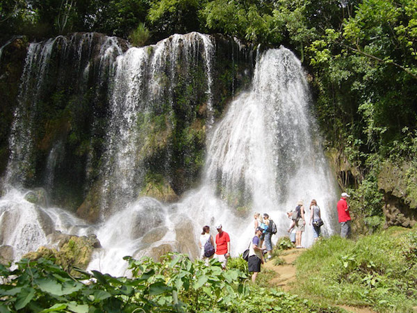 cuba adventure company - Parque El Nicho 03.jpg