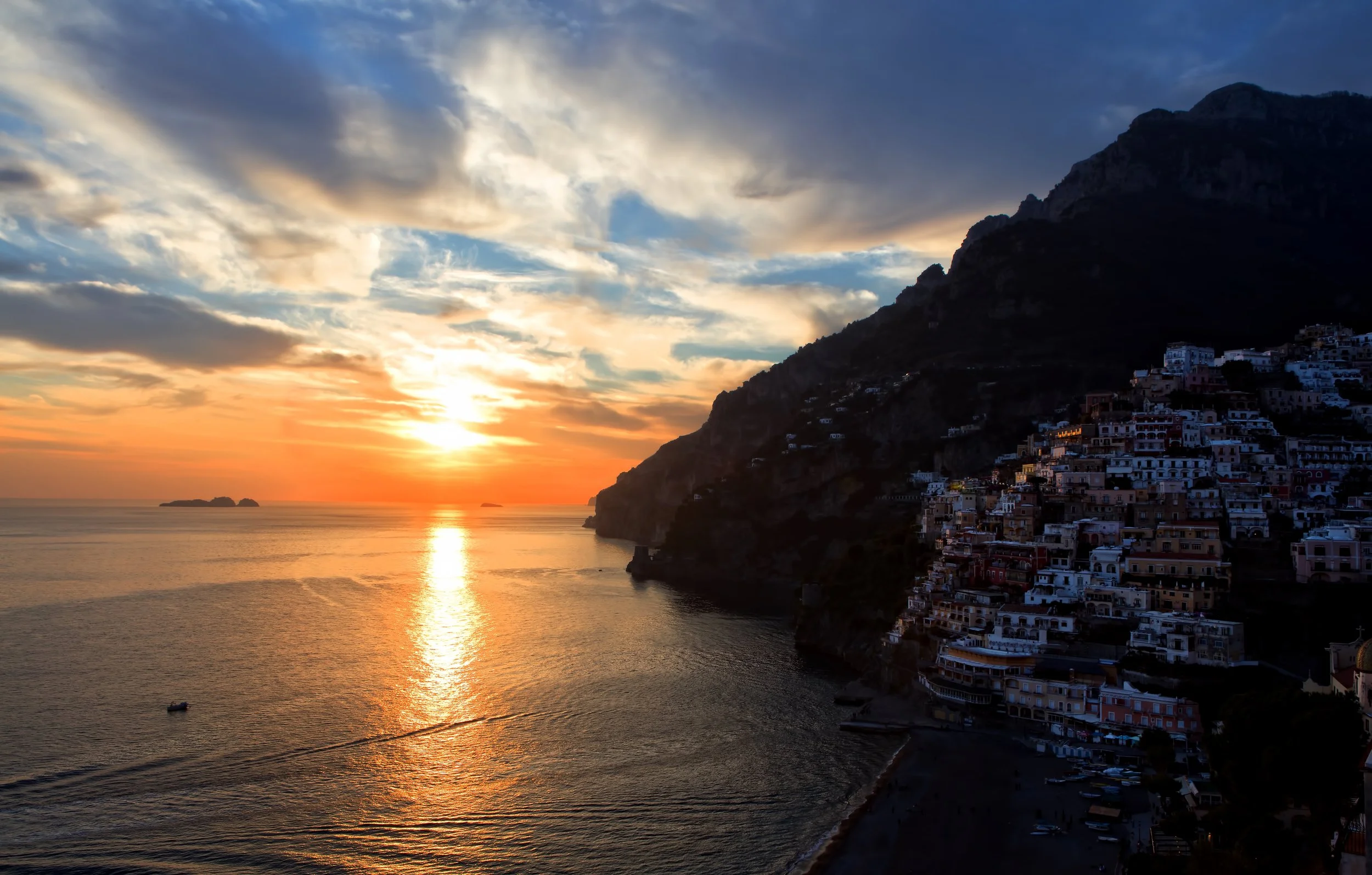 The world is your oyster...seeing a view like this in person is way better than having it be your desktop image. 